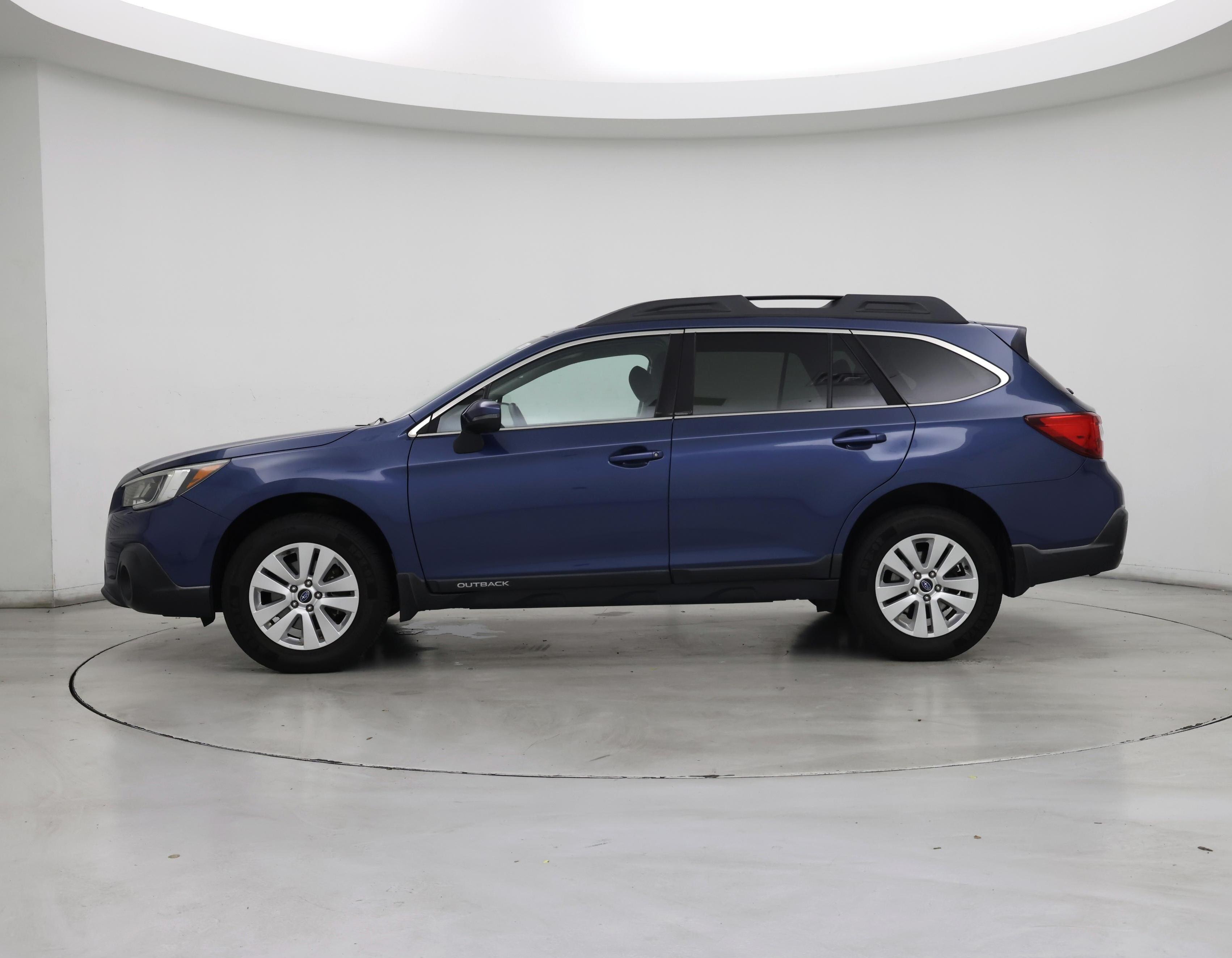 Thumbnail: 2019 Subaru Outback - 3