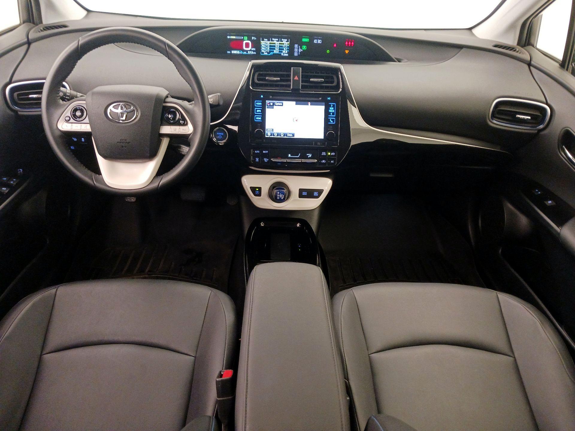 Thumbnail: 2018 Toyota Prius - 9
