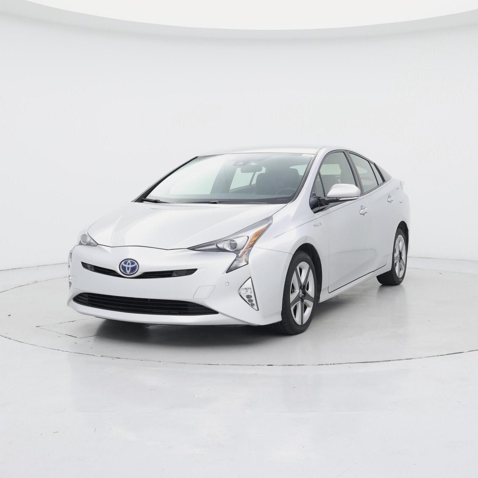 Thumbnail: 2018 Toyota Prius - 4