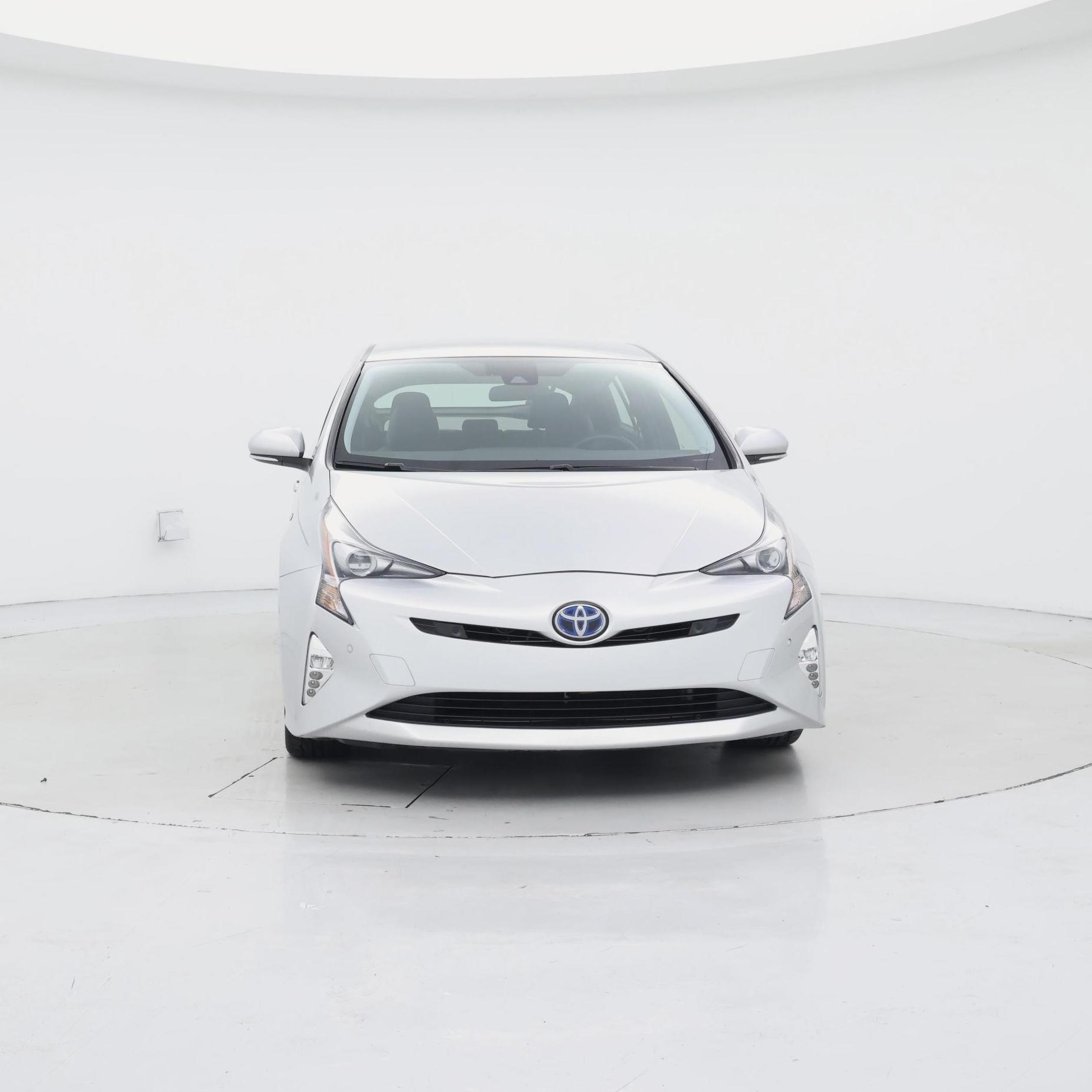 Thumbnail: 2018 Toyota Prius - 5