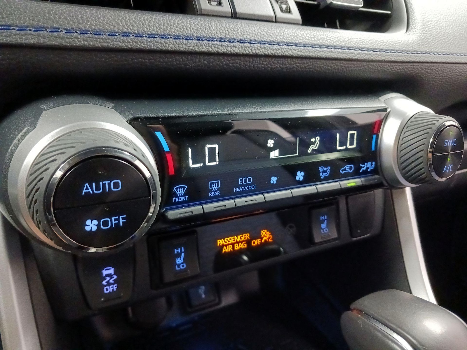 2021 Toyota RAV4 XSE - Photo 15