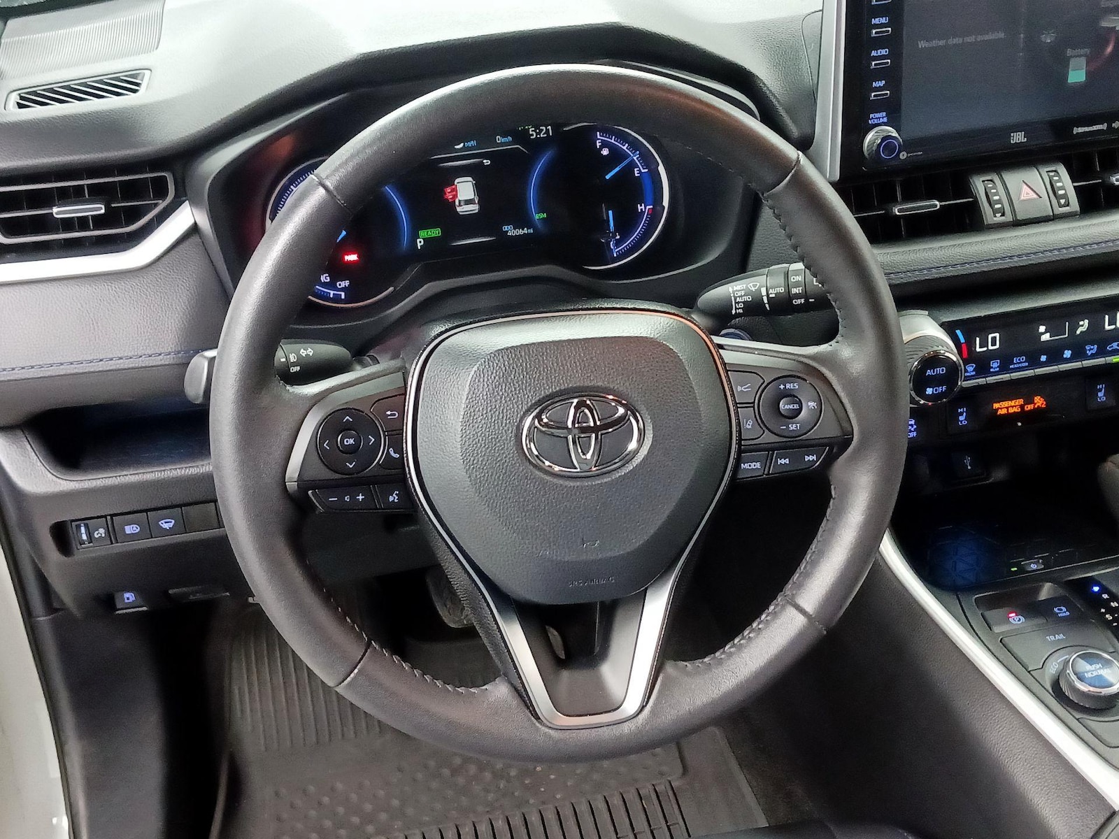 2021 Toyota RAV4 XSE - Photo 9