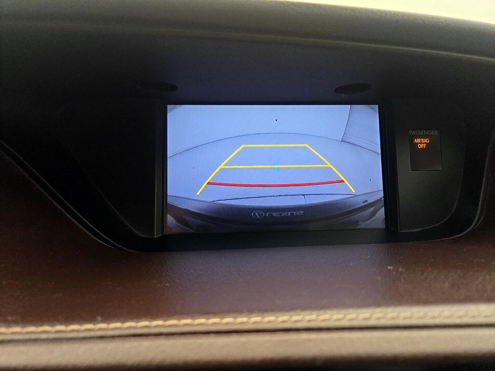 Thumbnail: 2016 Lexus ES - 15
