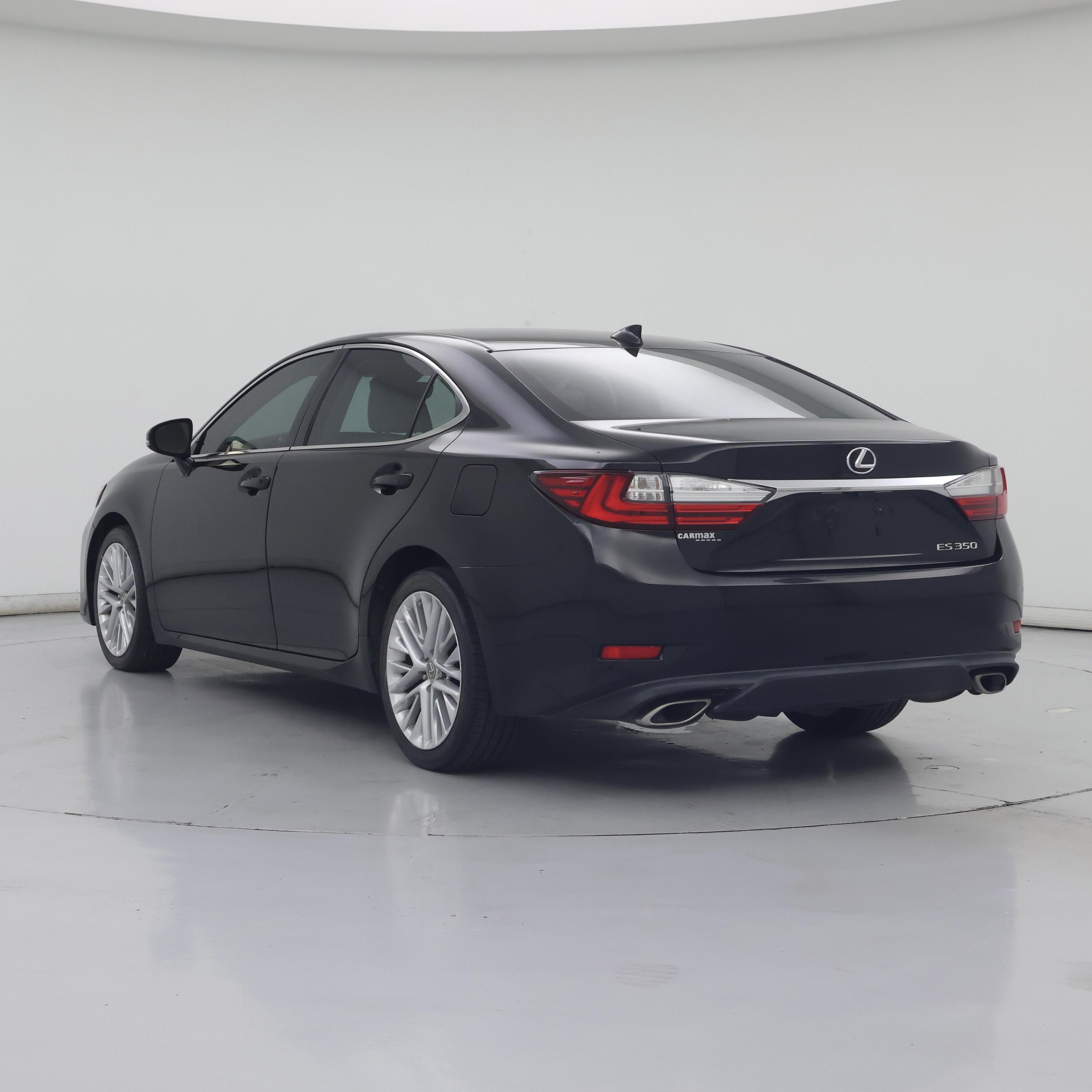 Thumbnail: 2016 Lexus ES - 2