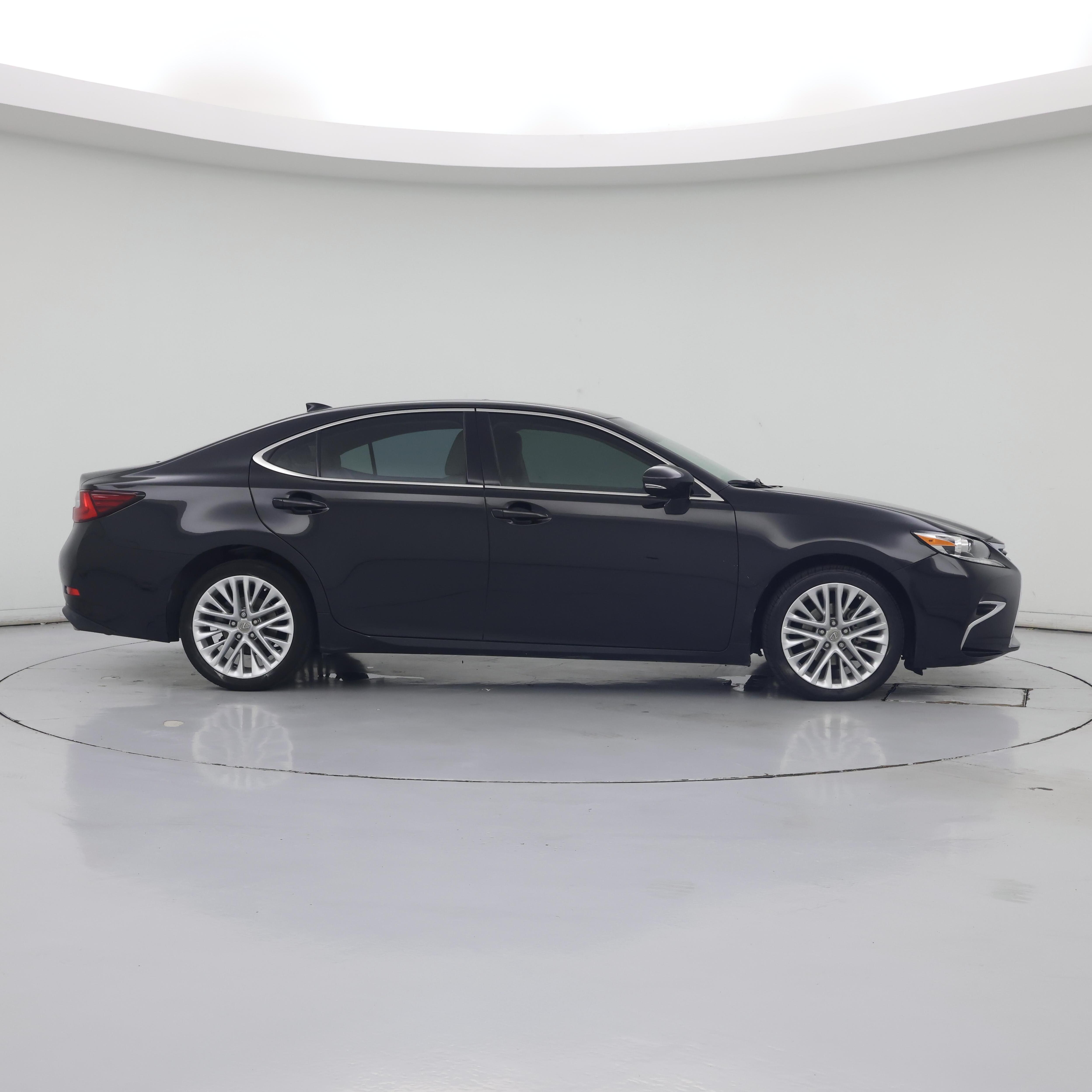 Thumbnail: 2016 Lexus ES - 7