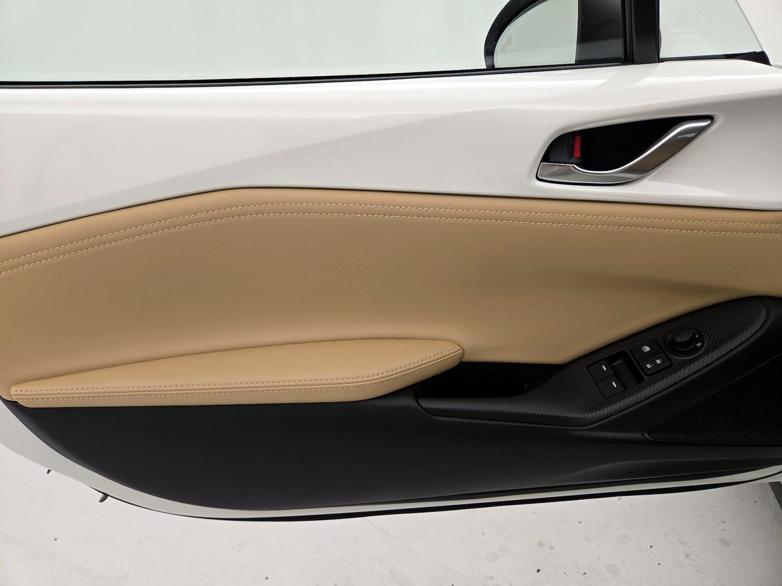 2026 Mazda MX-5 Miata Grand Touring - Photo 13