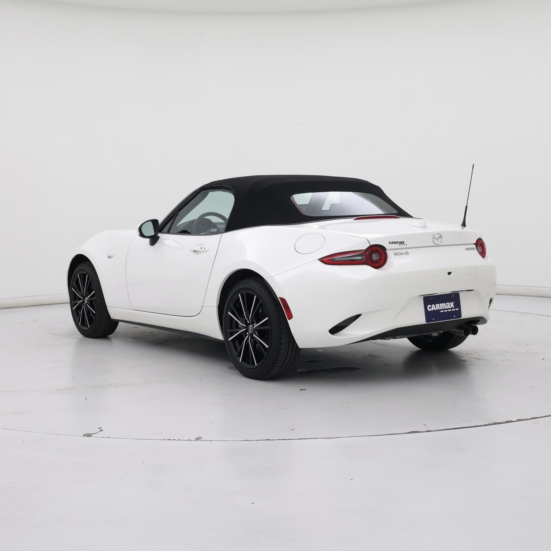 Thumbnail: 2026 Mazda MX-5 Miata - 2