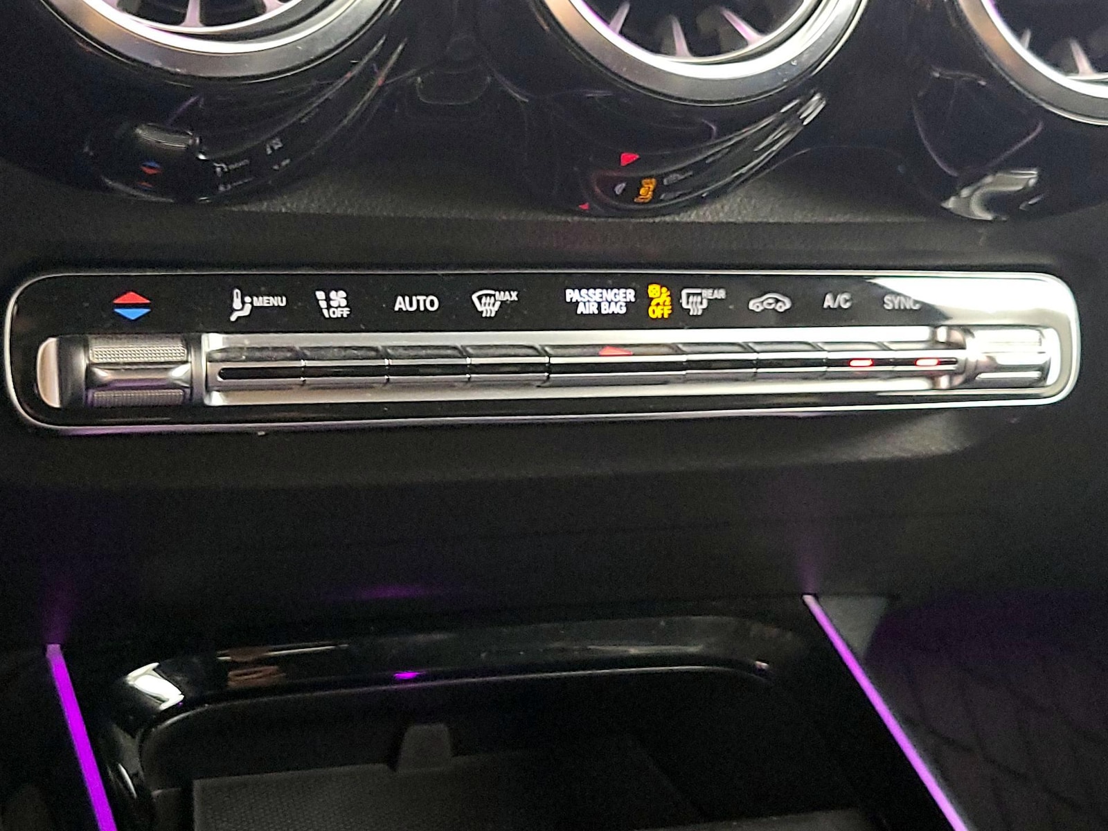 2021 Mercedes-Benz GLB Base - Photo 17