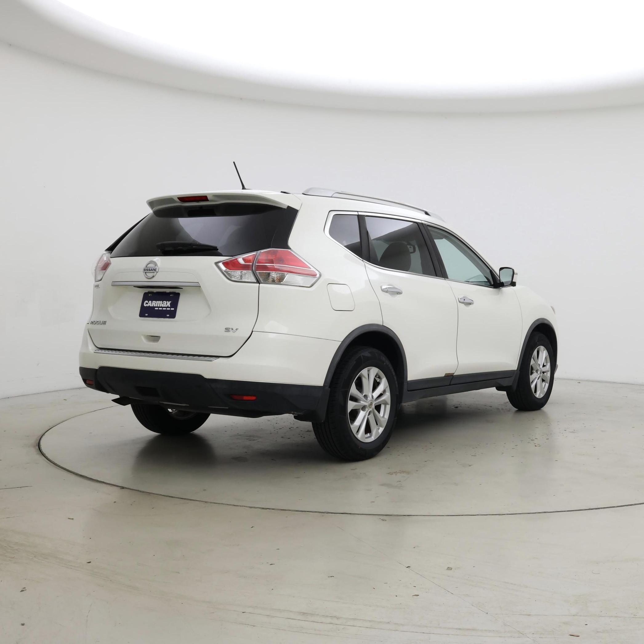 Thumbnail: 2016 Nissan Rogue - 8