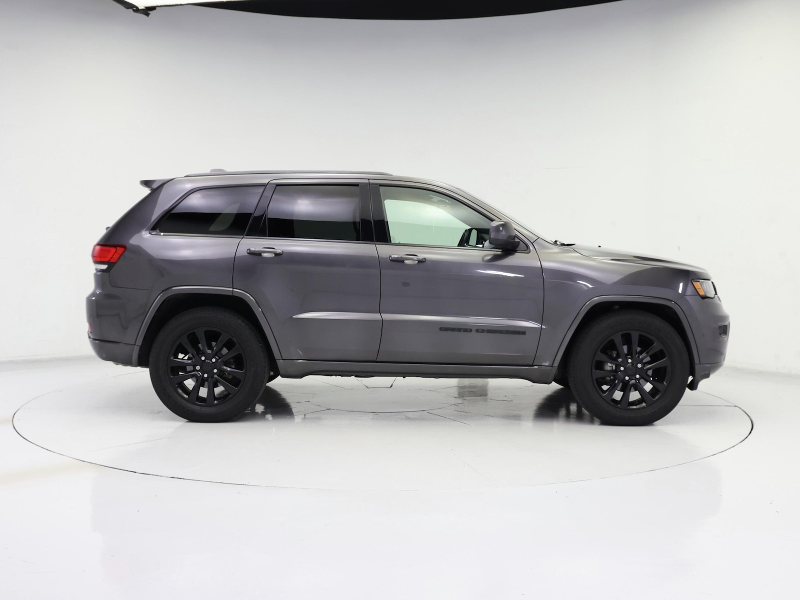 2020 Jeep Grand Cherokee Altitude - Photo 8
