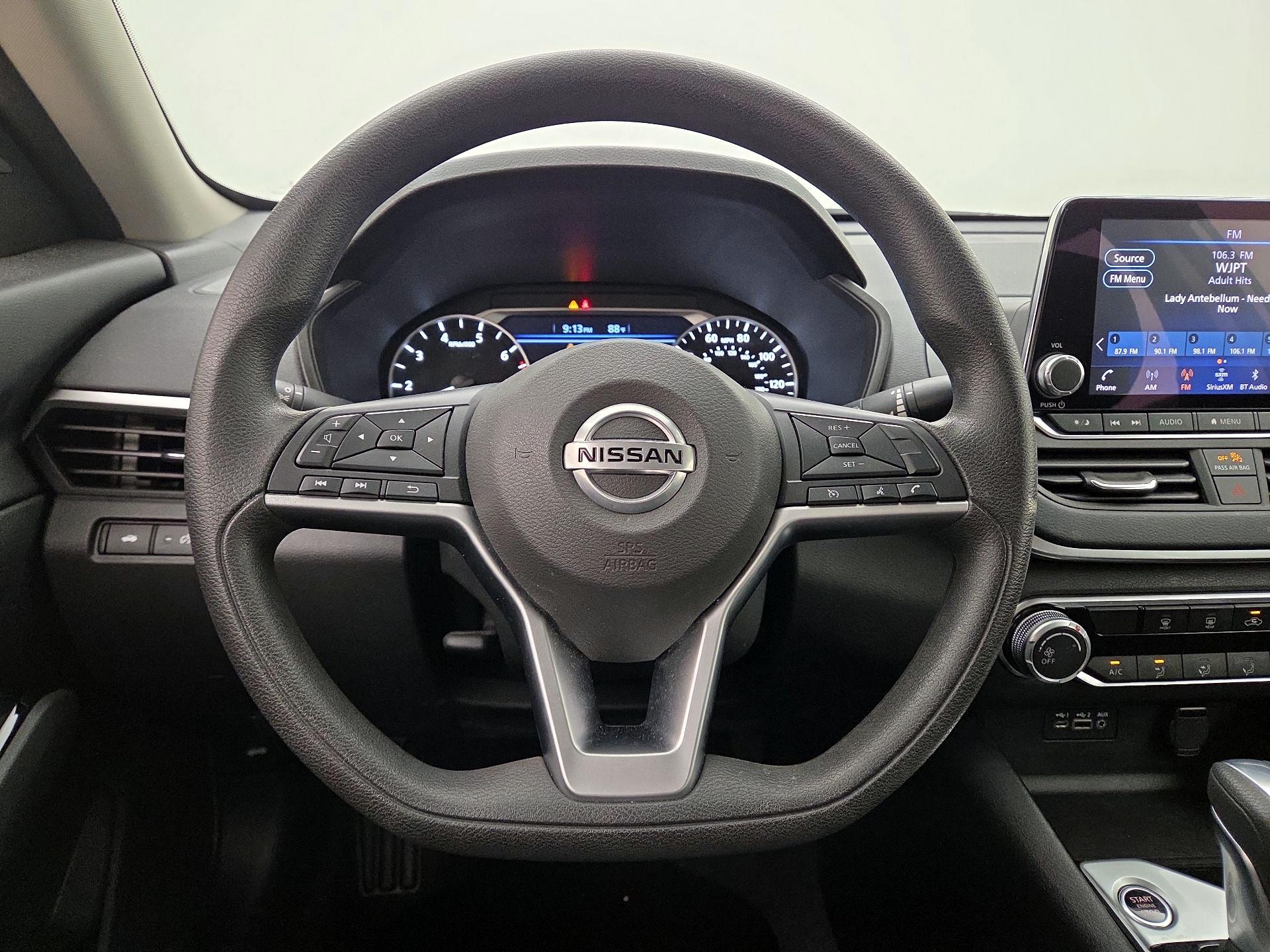 Thumbnail: 2021 Nissan Altima - 10