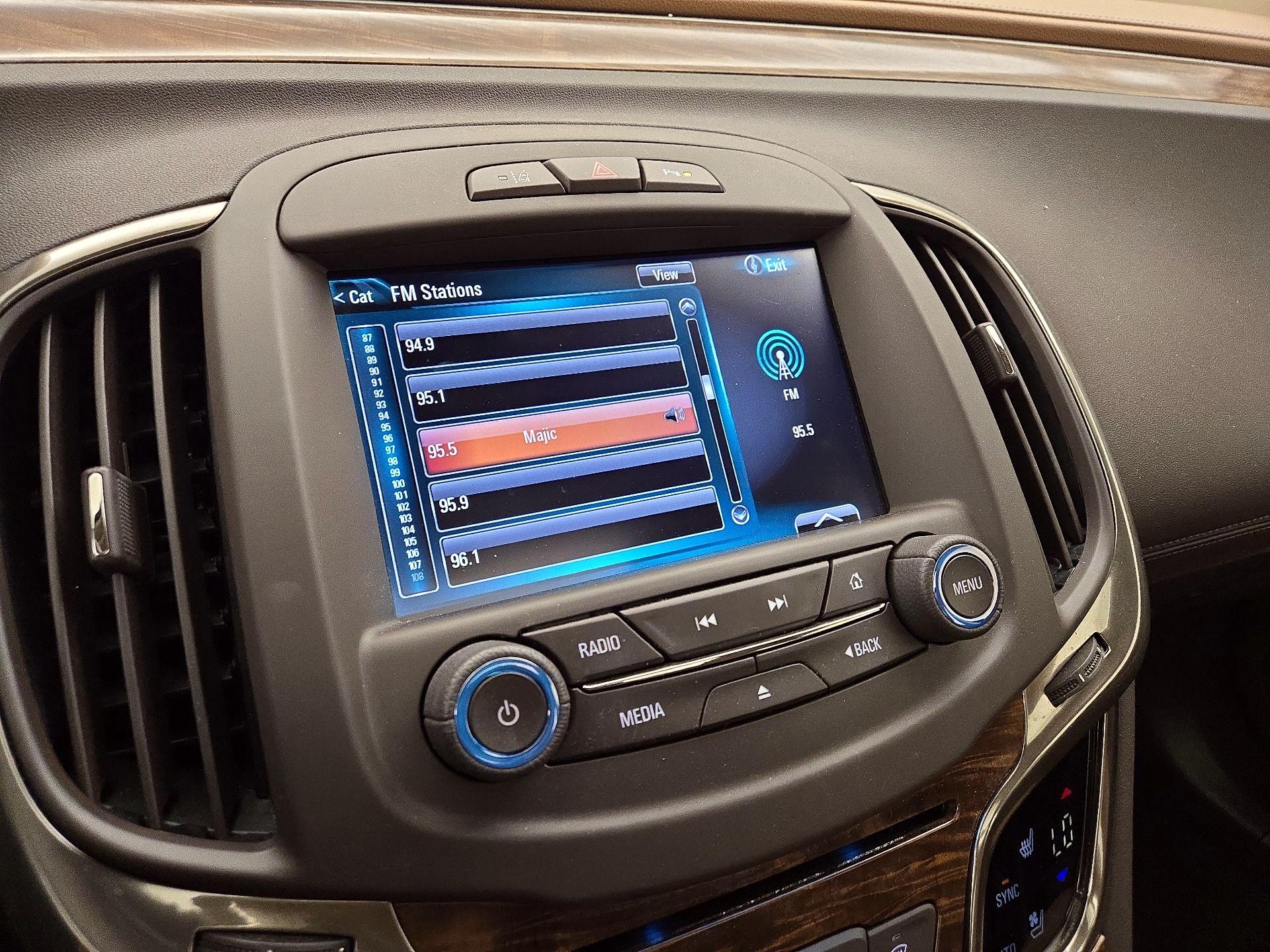 Thumbnail: 2014 Buick LaCrosse - 16