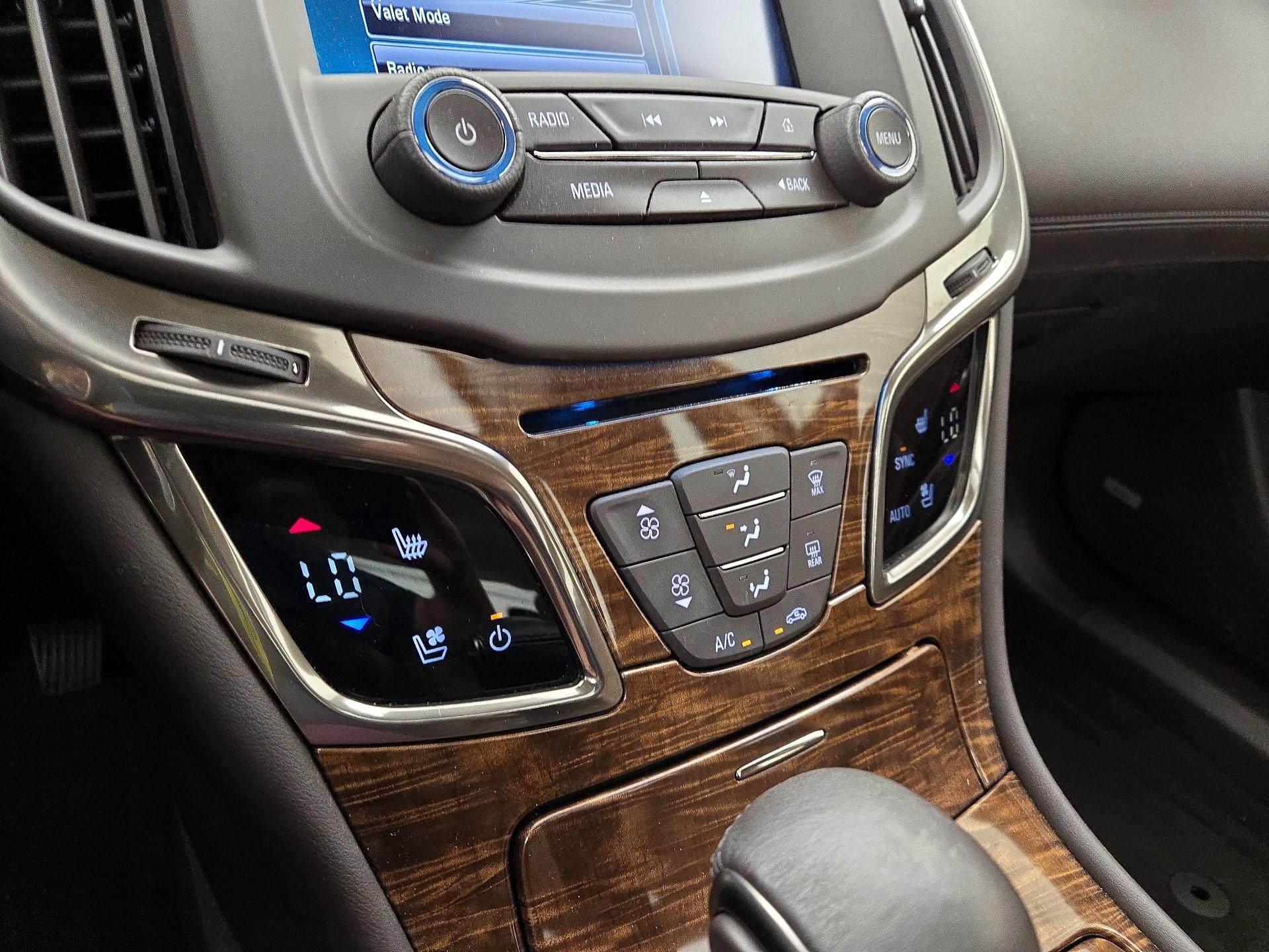 Thumbnail: 2014 Buick LaCrosse - 17