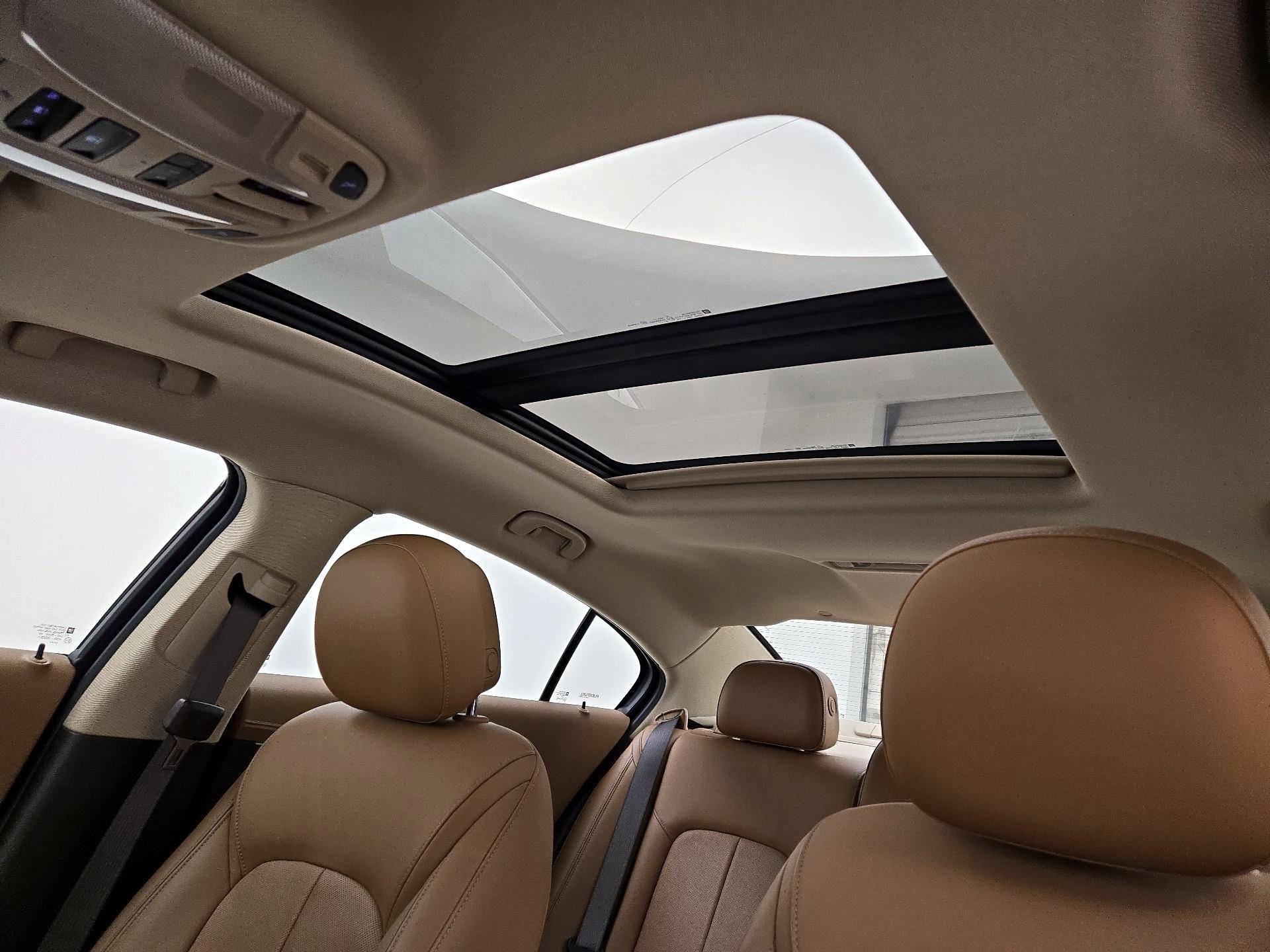 Thumbnail: 2014 Buick LaCrosse - 20