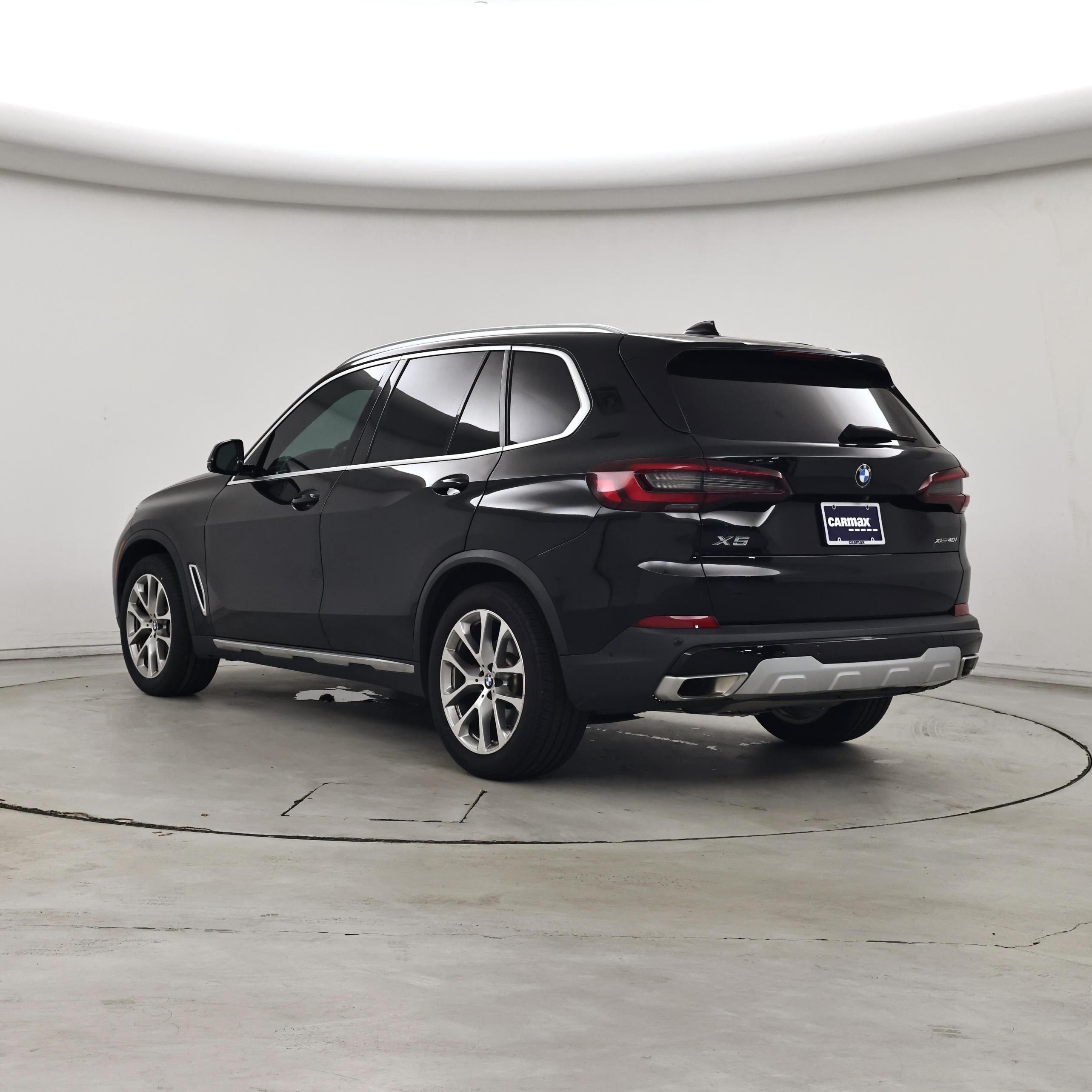 Thumbnail: 2023 BMW X5 - 2