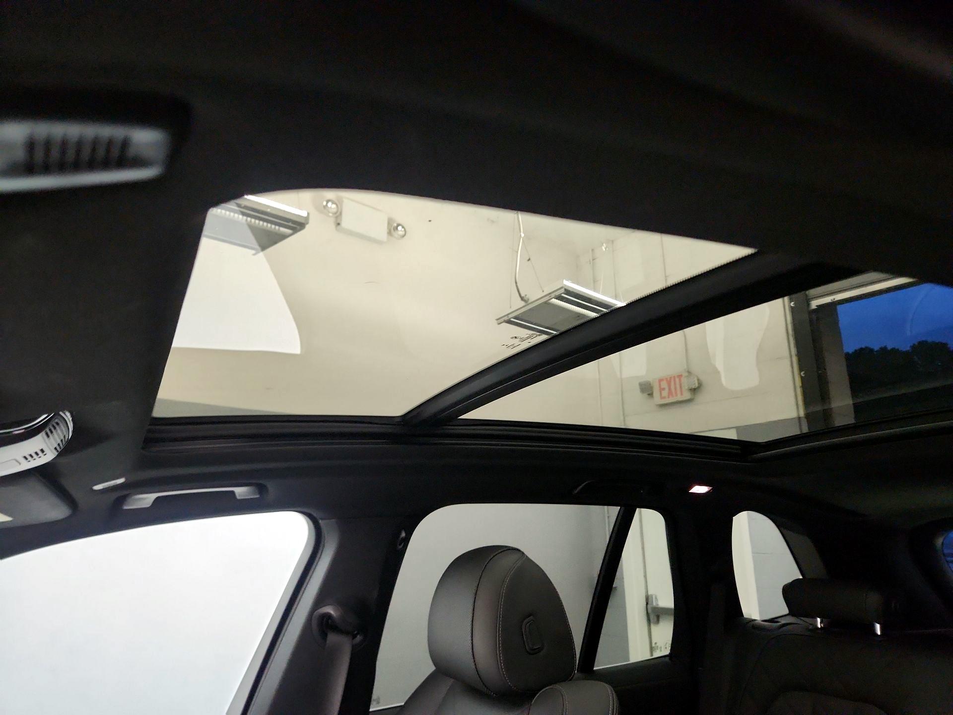 Thumbnail: 2023 BMW X5 - 19