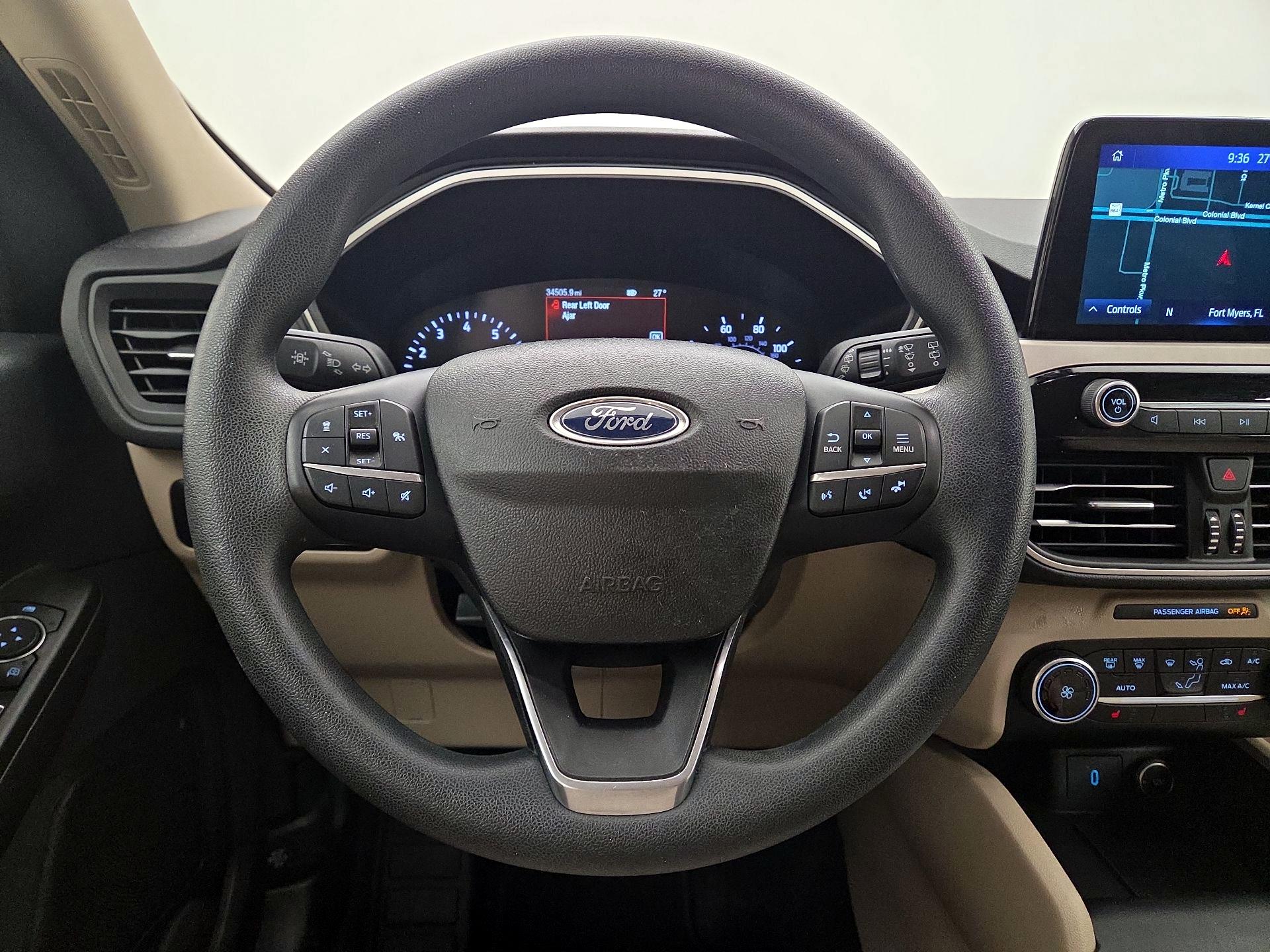 Thumbnail: 2020 Ford Escape - 10