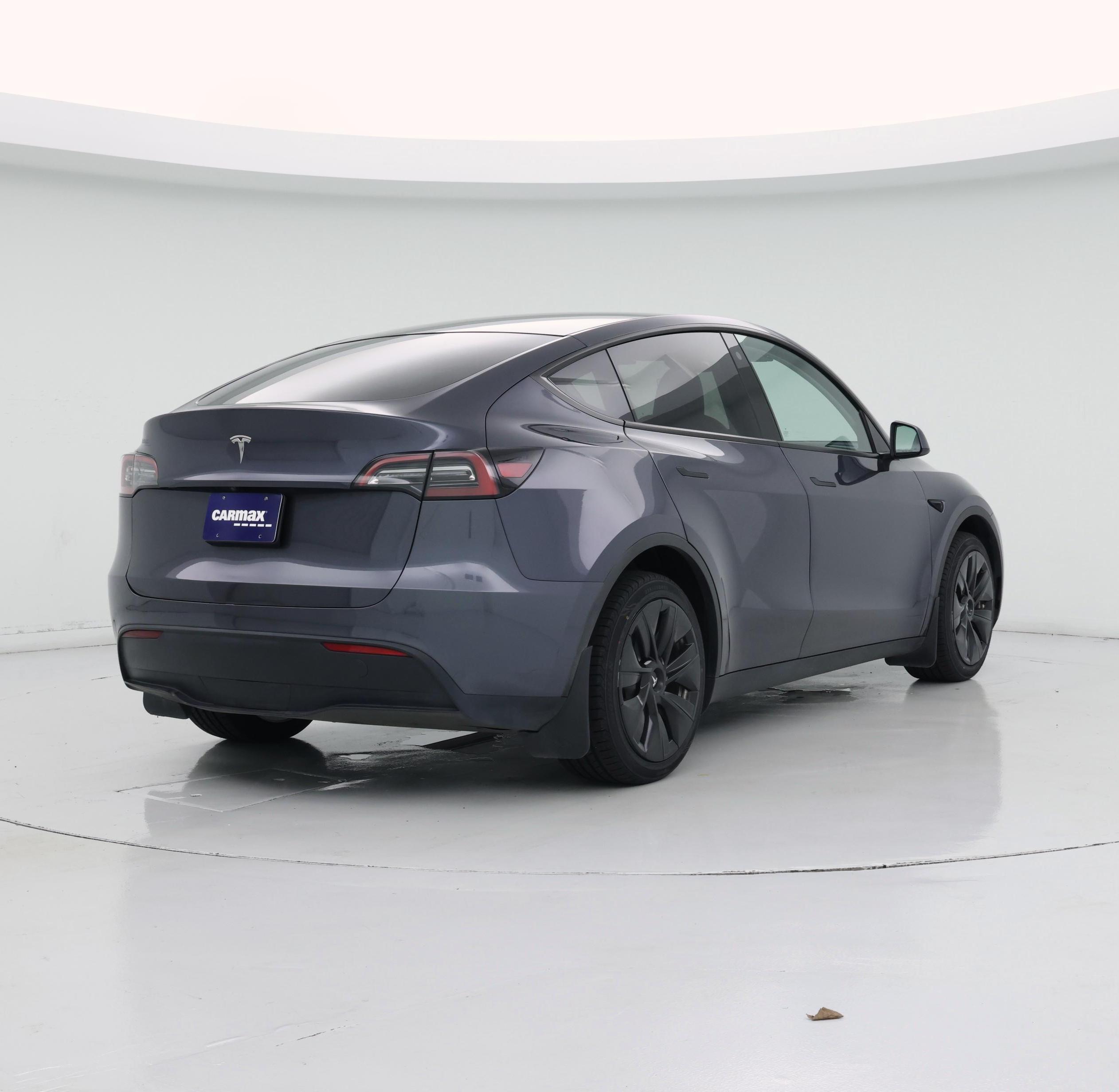 Thumbnail: 2023 Tesla Model Y - 8