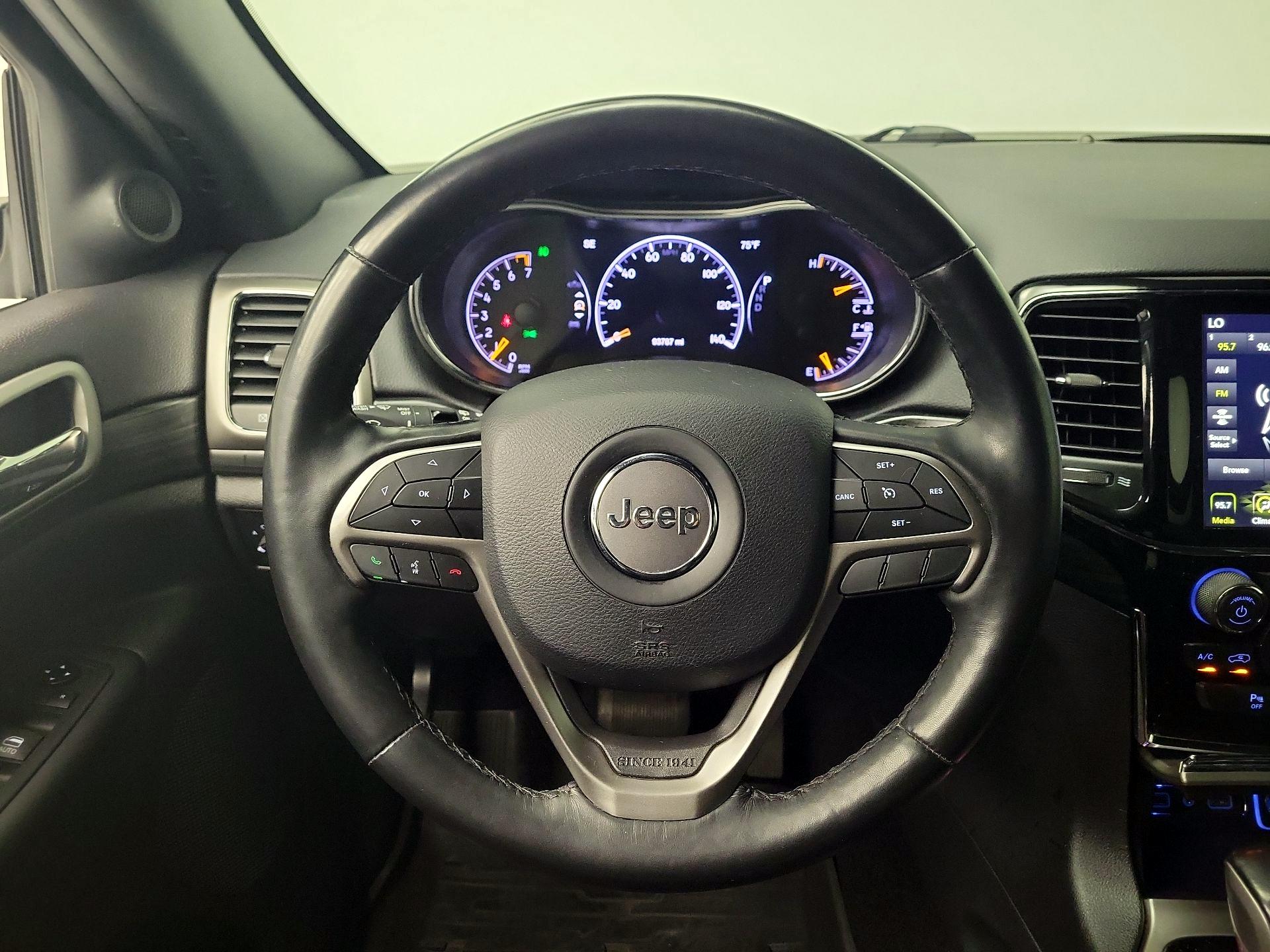 Thumbnail: 2020 Jeep Grand Cherokee - 10