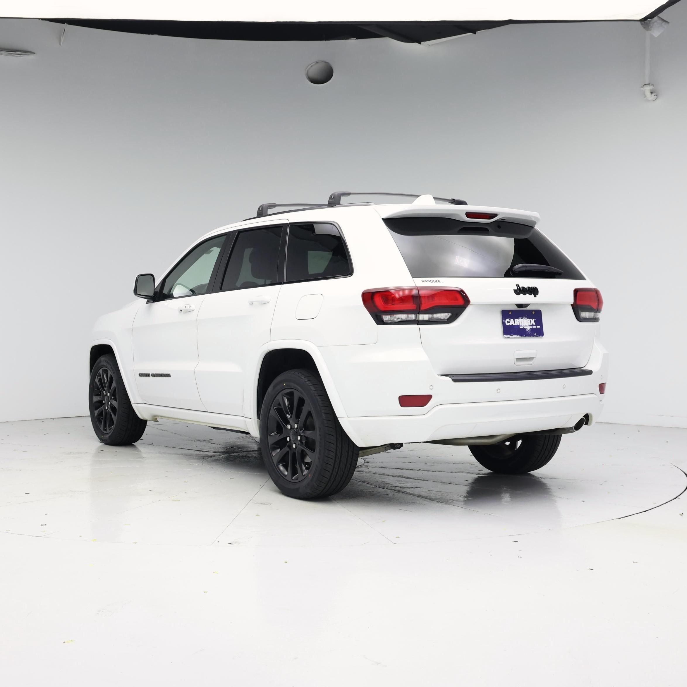 Thumbnail: 2020 Jeep Grand Cherokee - 2
