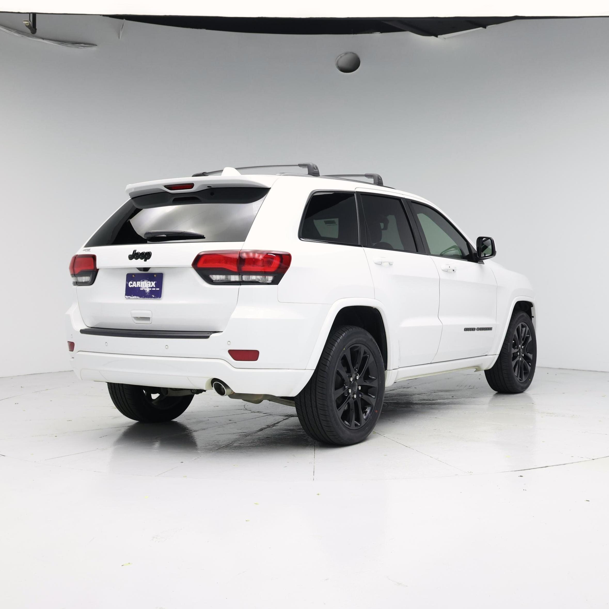 Thumbnail: 2020 Jeep Grand Cherokee - 8
