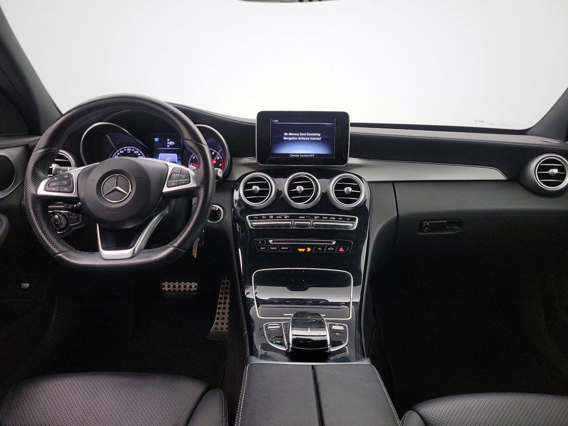 Thumbnail: 2015 Mercedes-Benz C-Class - 9