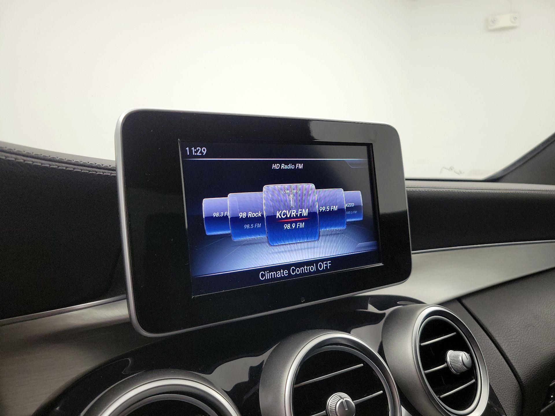 Thumbnail: 2015 Mercedes-Benz C-Class - 15
