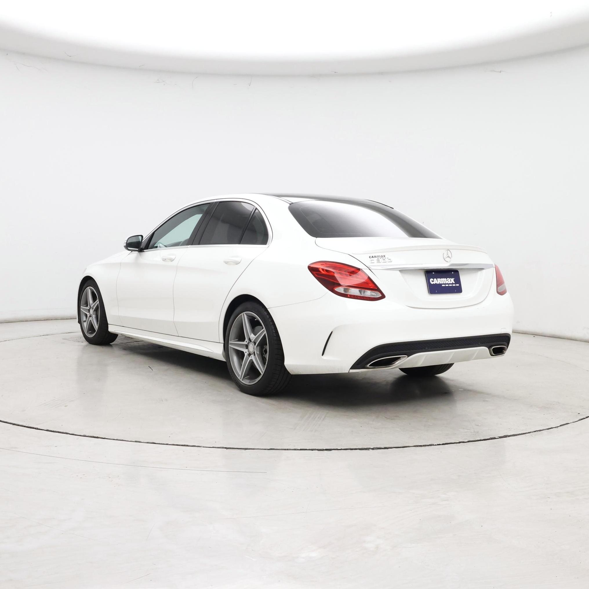 Thumbnail: 2015 Mercedes-Benz C-Class - 2