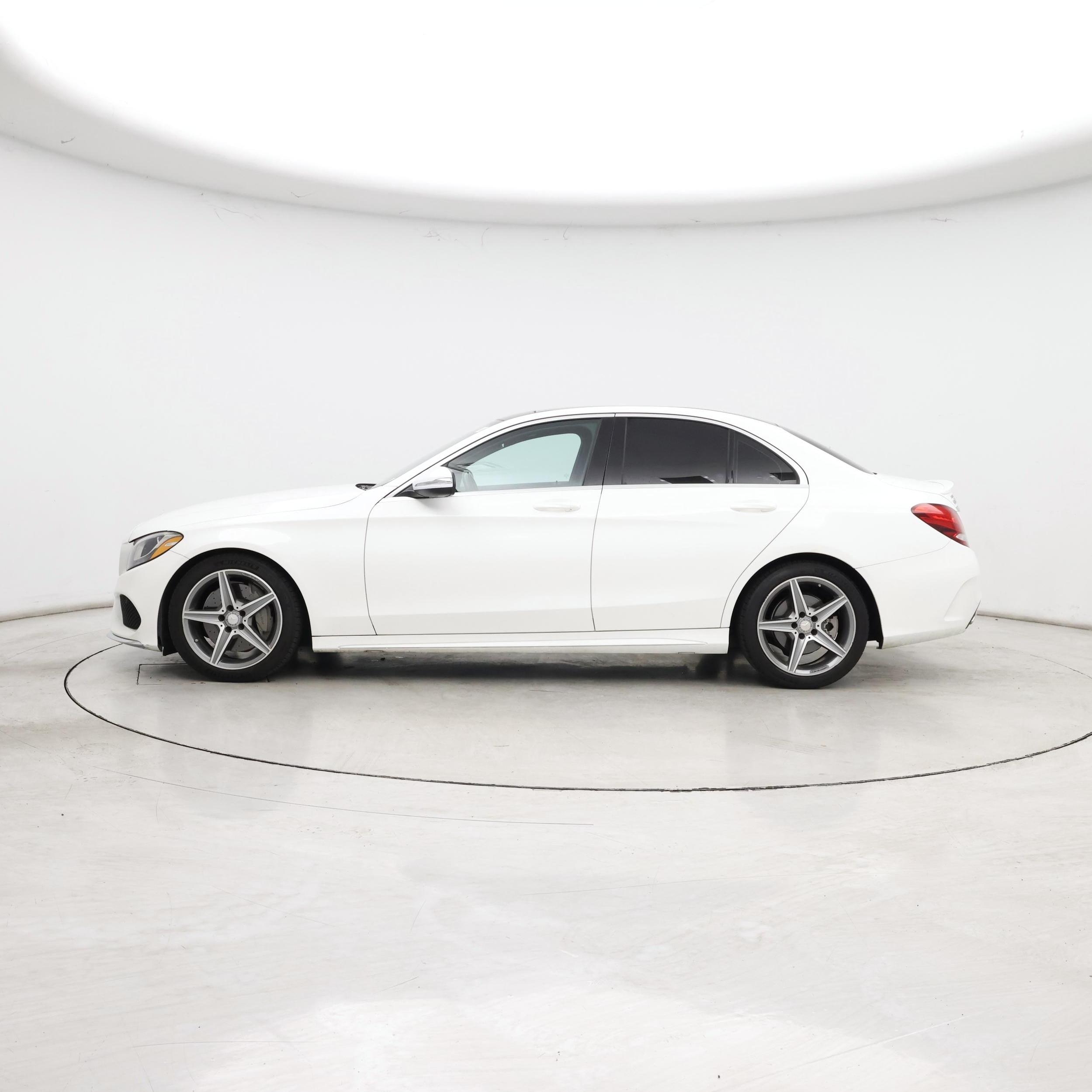 Thumbnail: 2015 Mercedes-Benz C-Class - 3