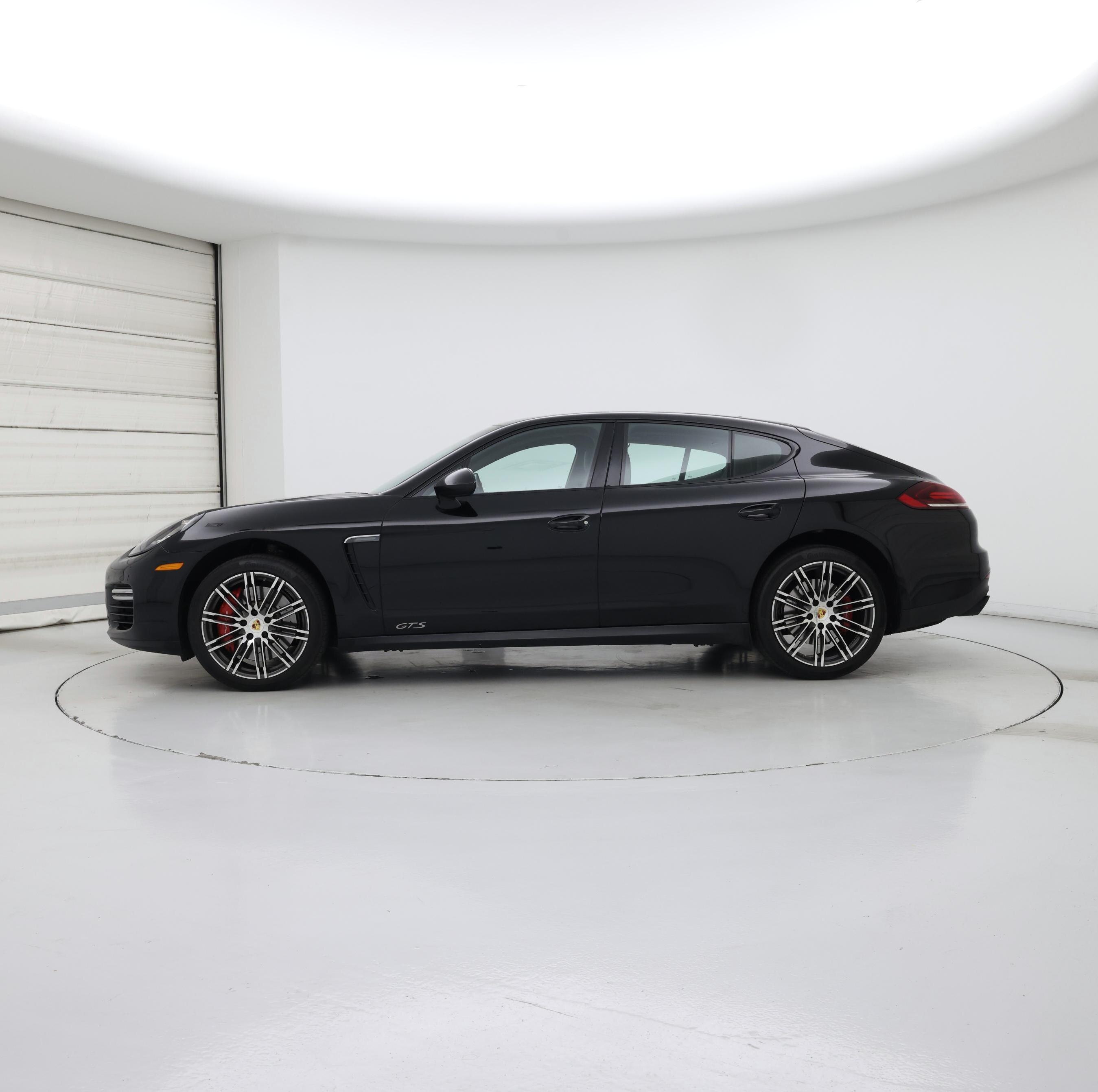Thumbnail: 2016 Porsche Panamera - 3
