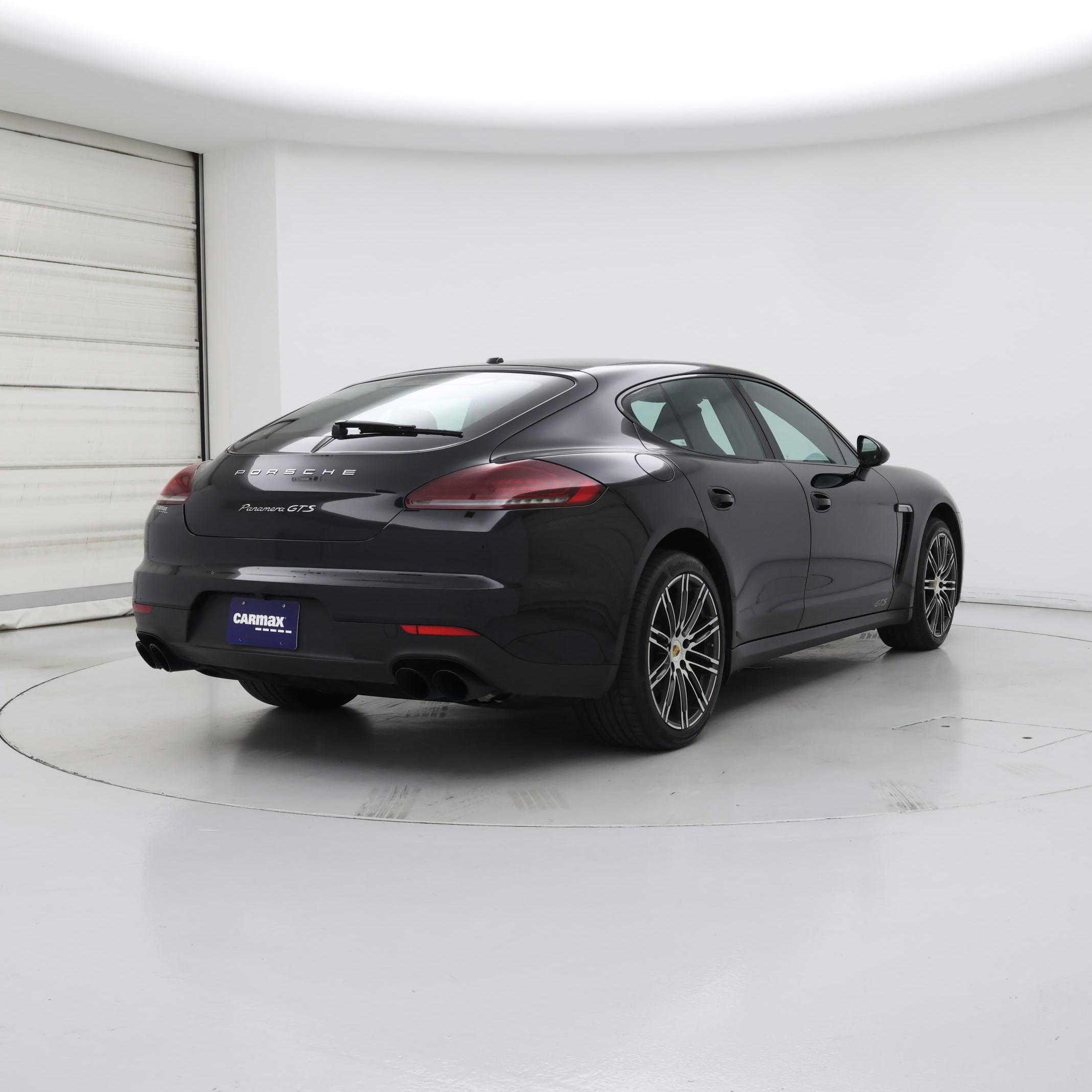 Thumbnail: 2016 Porsche Panamera - 8