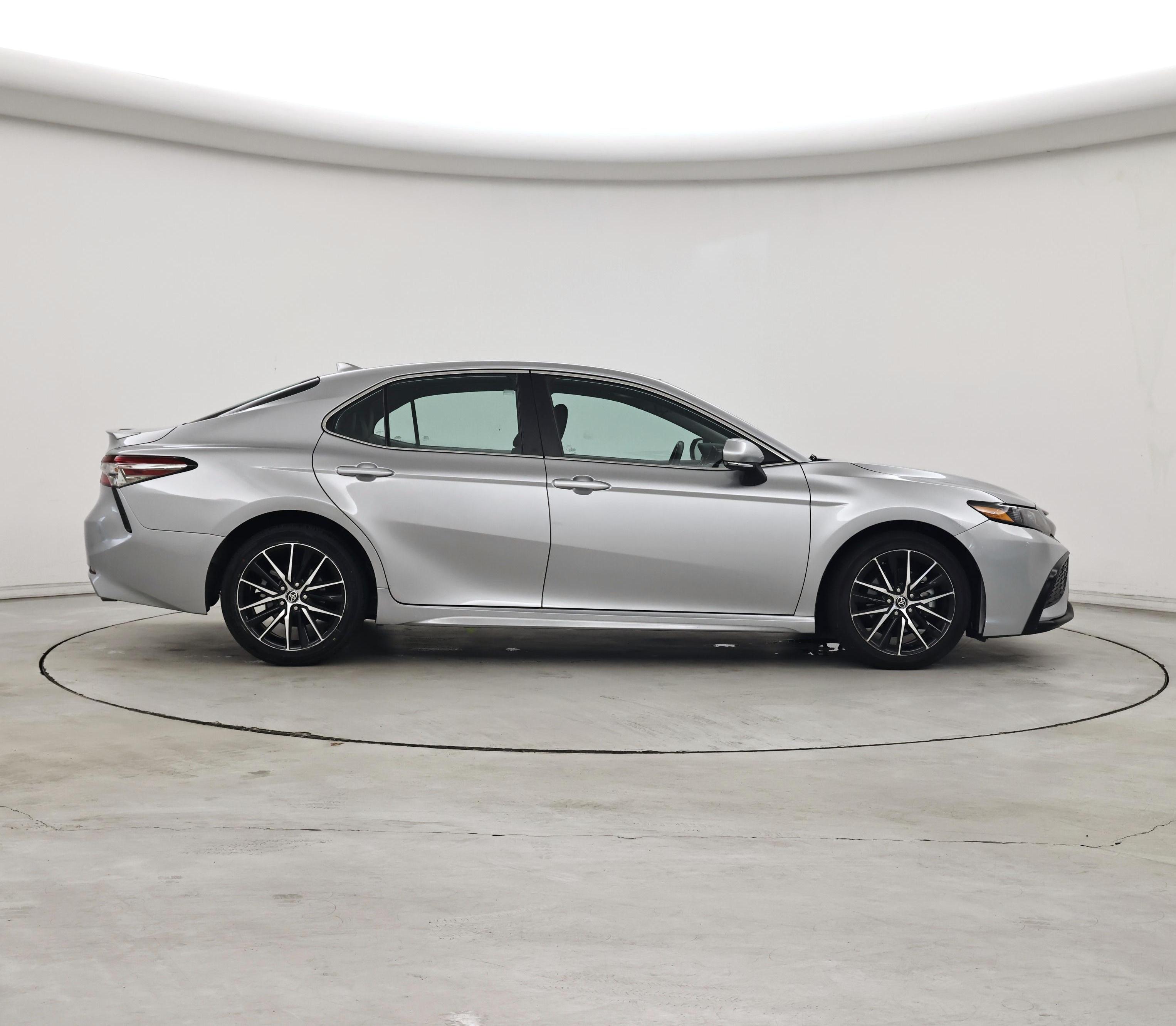 Thumbnail: 2022 Toyota Camry - 7