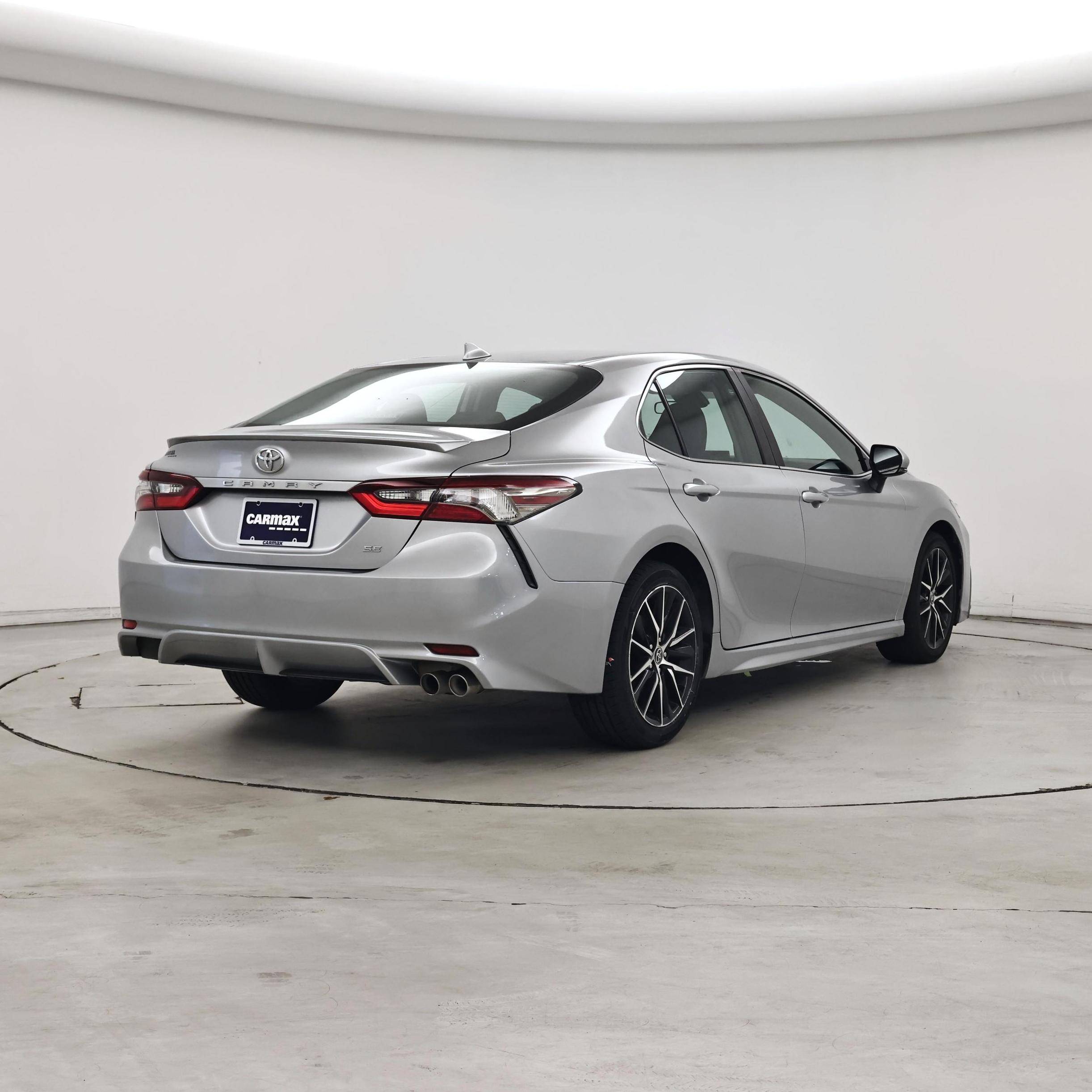 Thumbnail: 2022 Toyota Camry - 8
