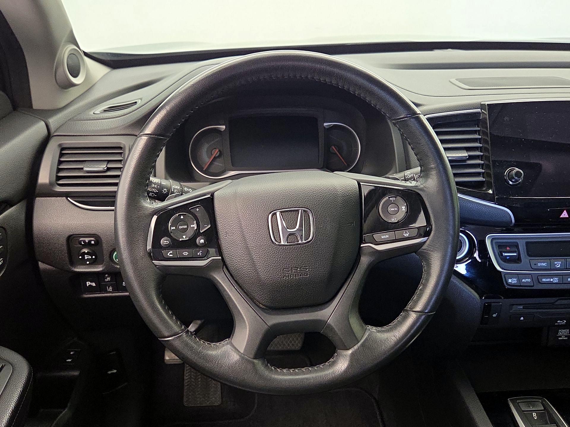 Thumbnail: 2019 Honda Pilot - 10