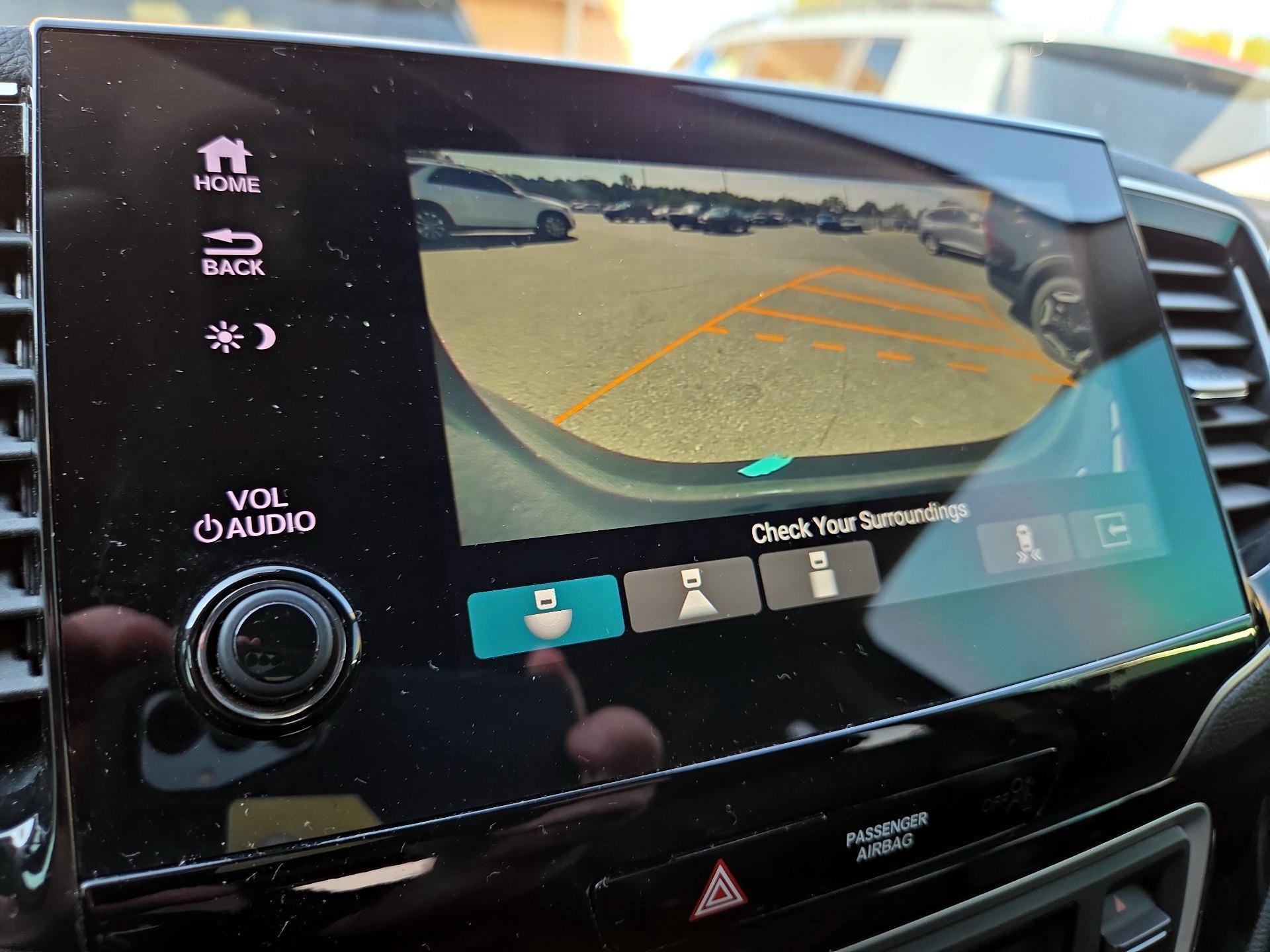 Thumbnail: 2019 Honda Pilot - 15