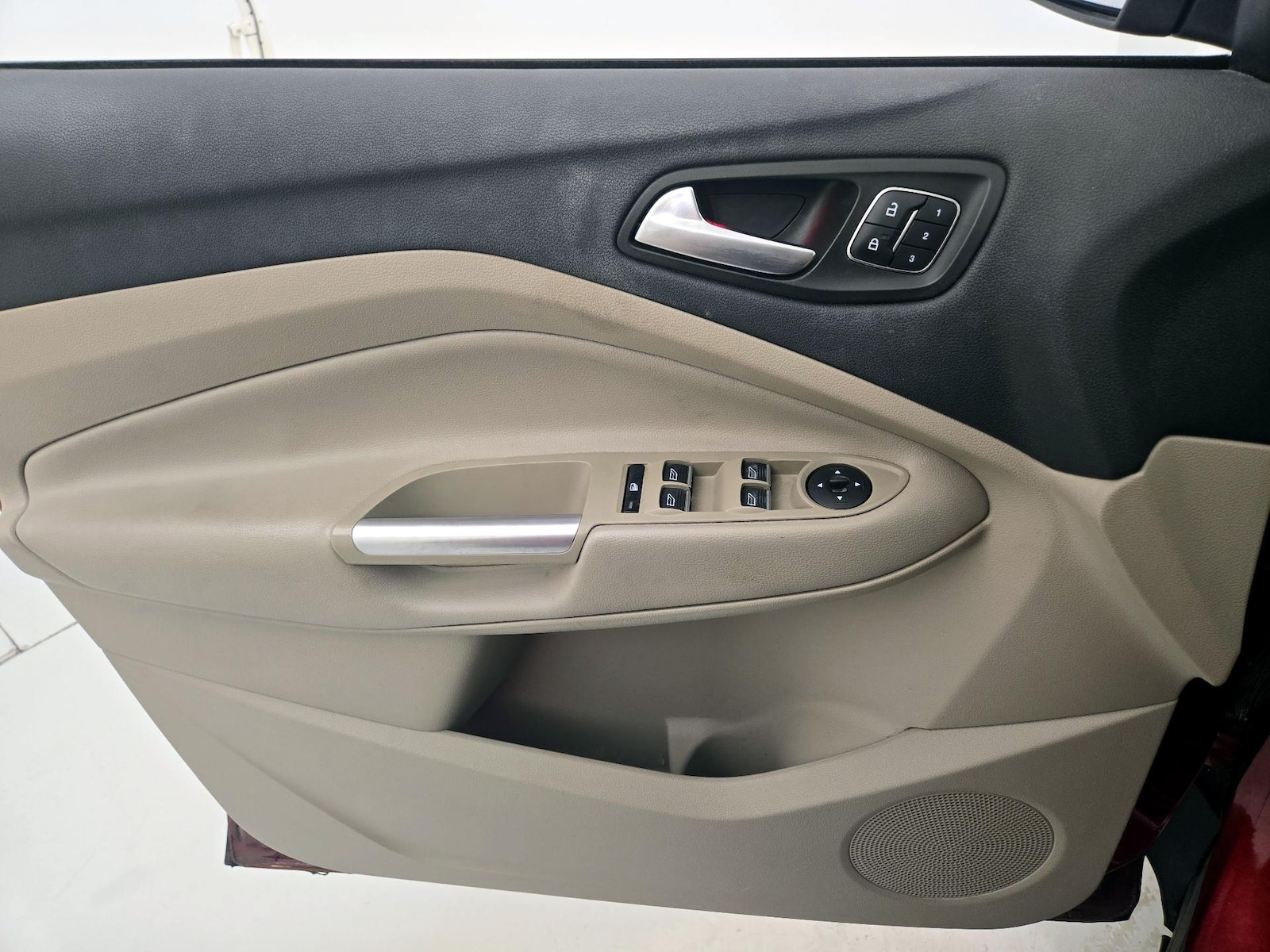 2017 Ford Escape Titanium - Photo 13