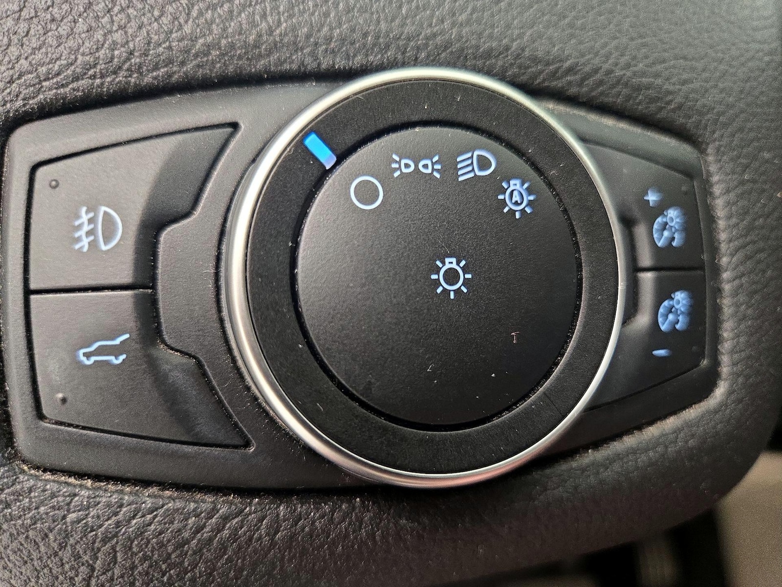 2017 Ford Escape Titanium - Photo 14