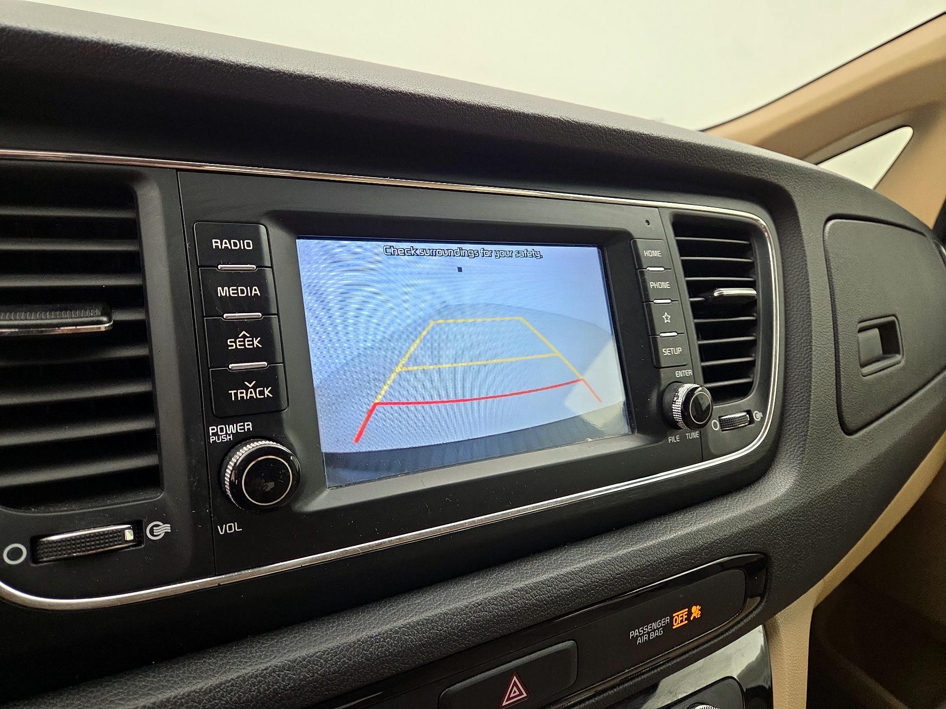 Thumbnail: 2019 Kia Sedona - 14