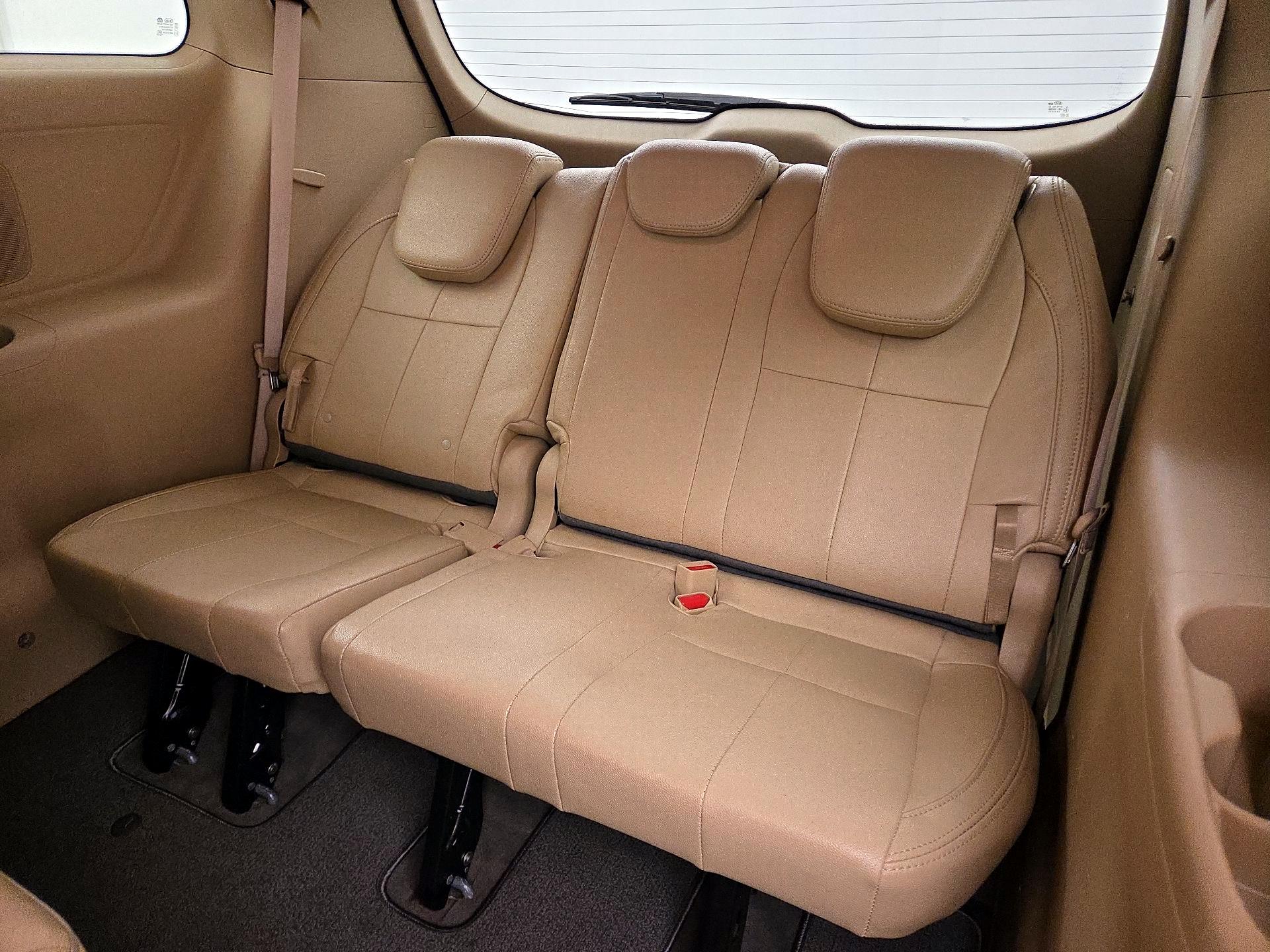 Thumbnail: 2019 Kia Sedona - 20
