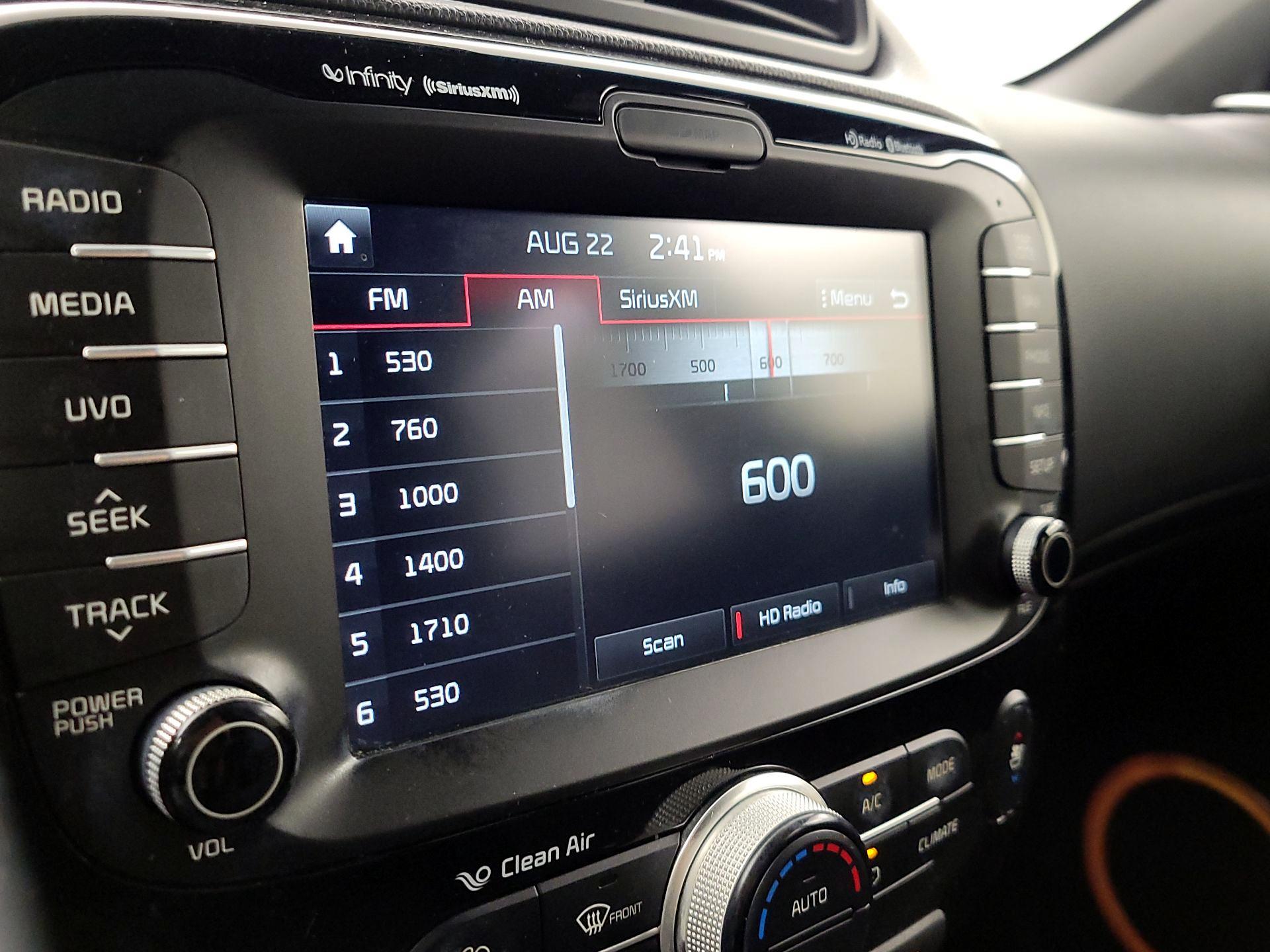 Thumbnail: 2014 Kia Soul - 16