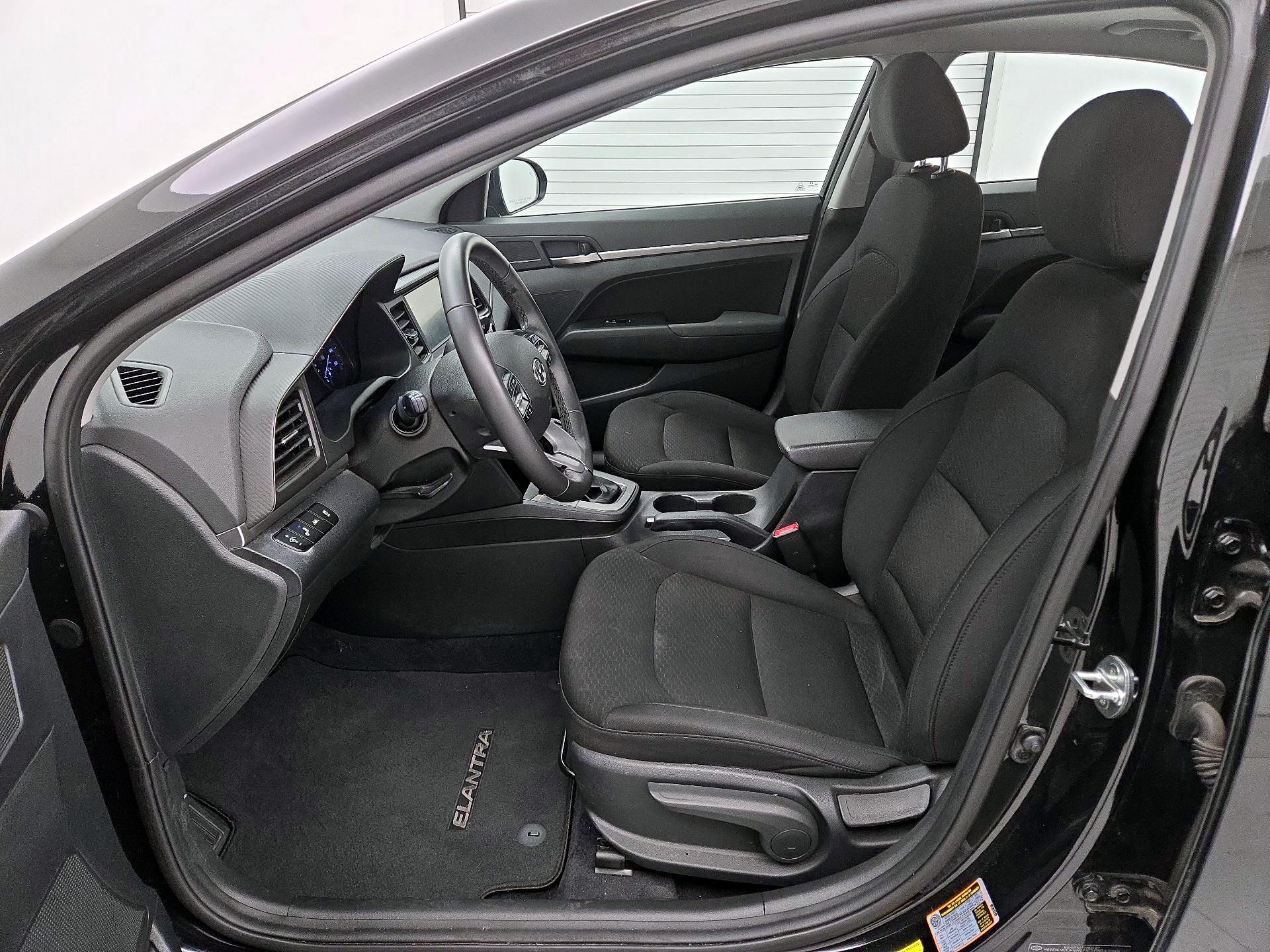 Thumbnail: 2020 Hyundai Elantra - 11