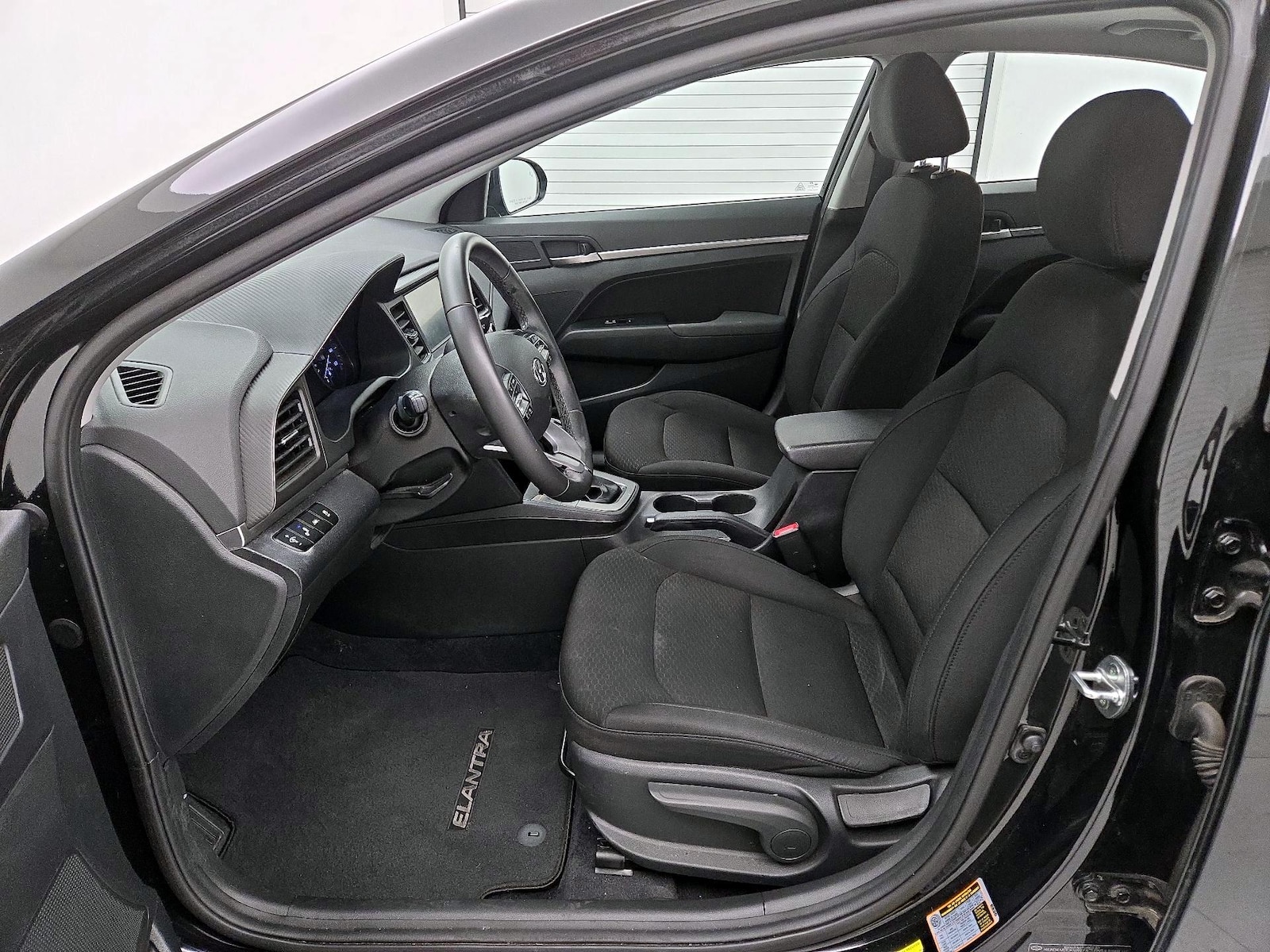 2020 Hyundai Elantra Value Edition - Photo 12