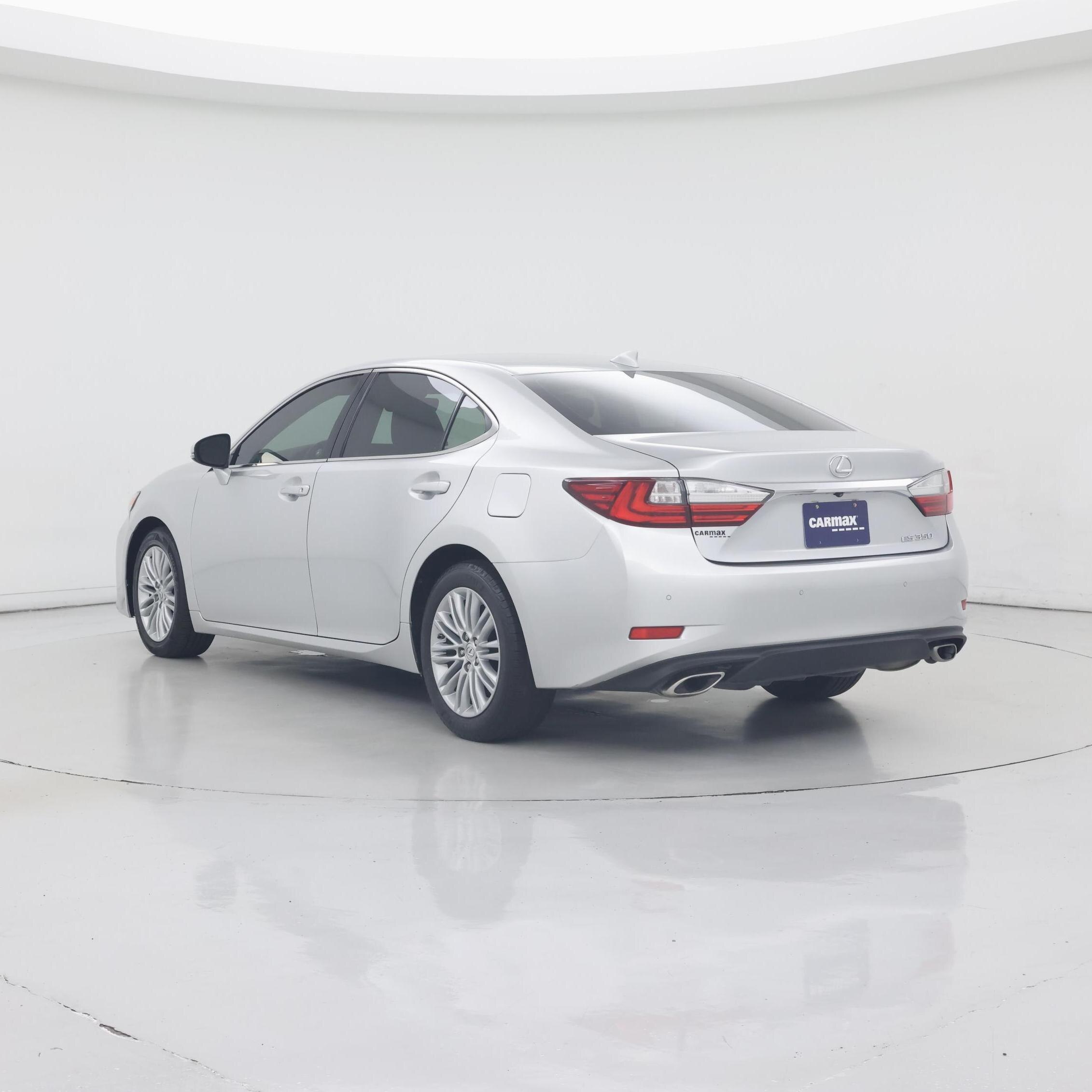 Thumbnail: 2017 Lexus ES - 2