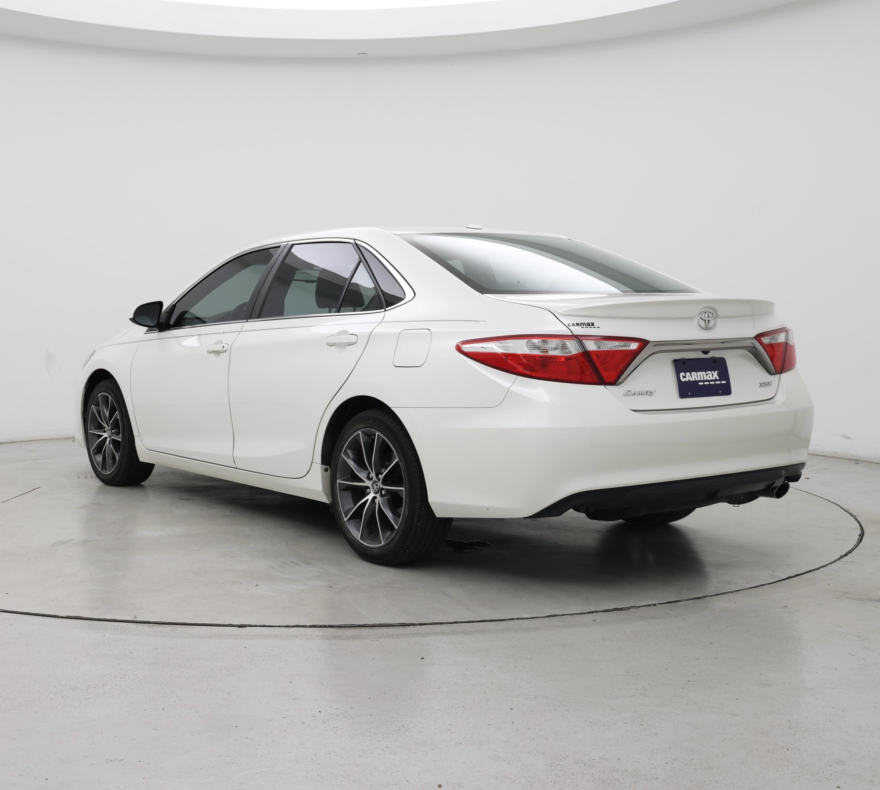 Thumbnail: 2015 Toyota Camry - 2