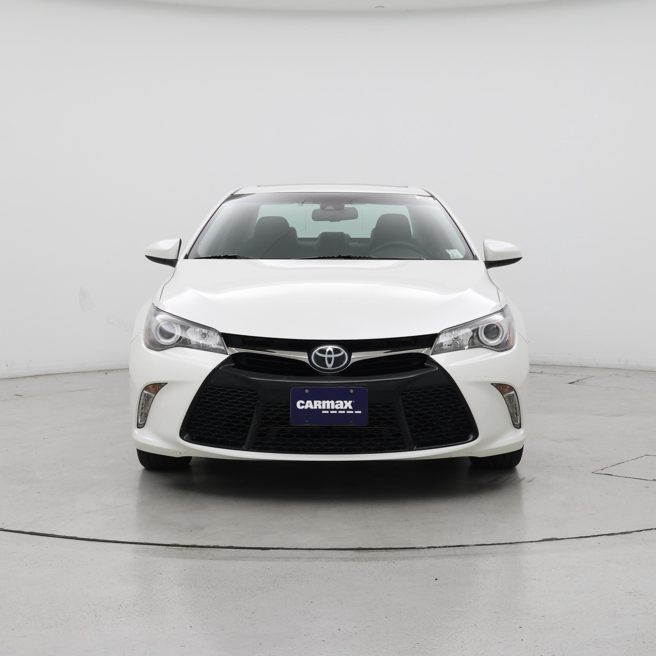 Thumbnail: 2015 Toyota Camry - 5
