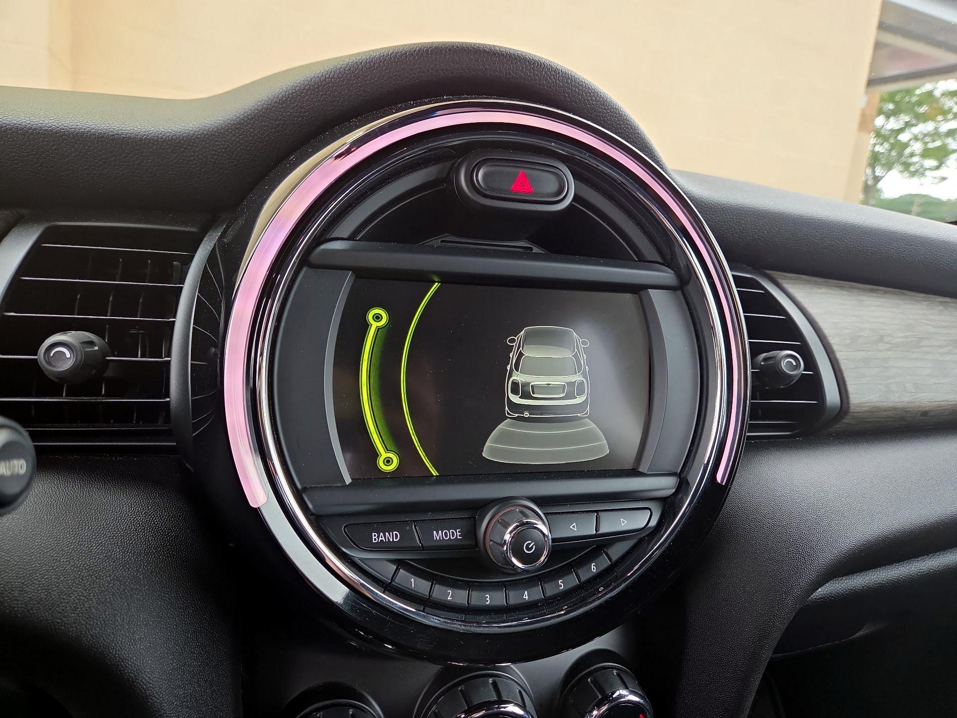 Thumbnail: 2017 MINI Cooper Hardtop - 14