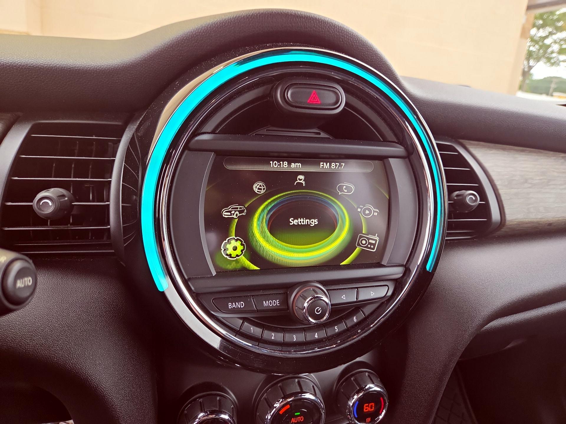 Thumbnail: 2017 MINI Cooper Hardtop - 15
