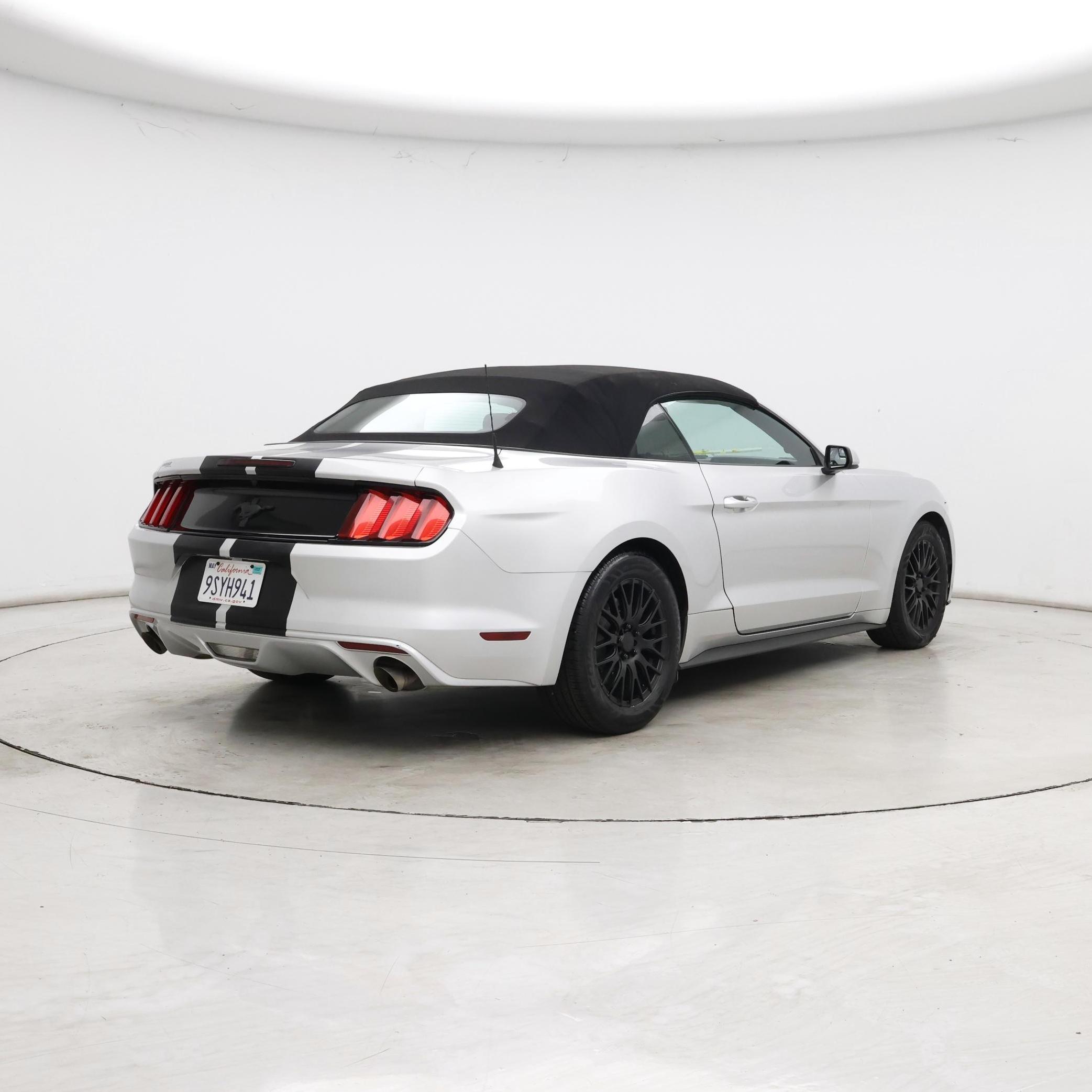 Thumbnail: 2017 Ford Mustang - 8