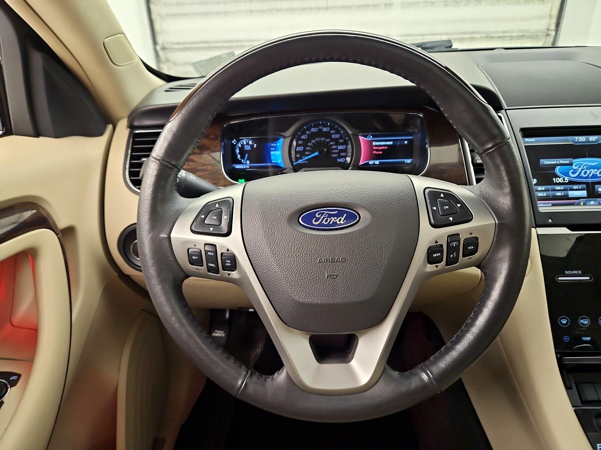 Thumbnail: 2015 Ford Taurus - 10