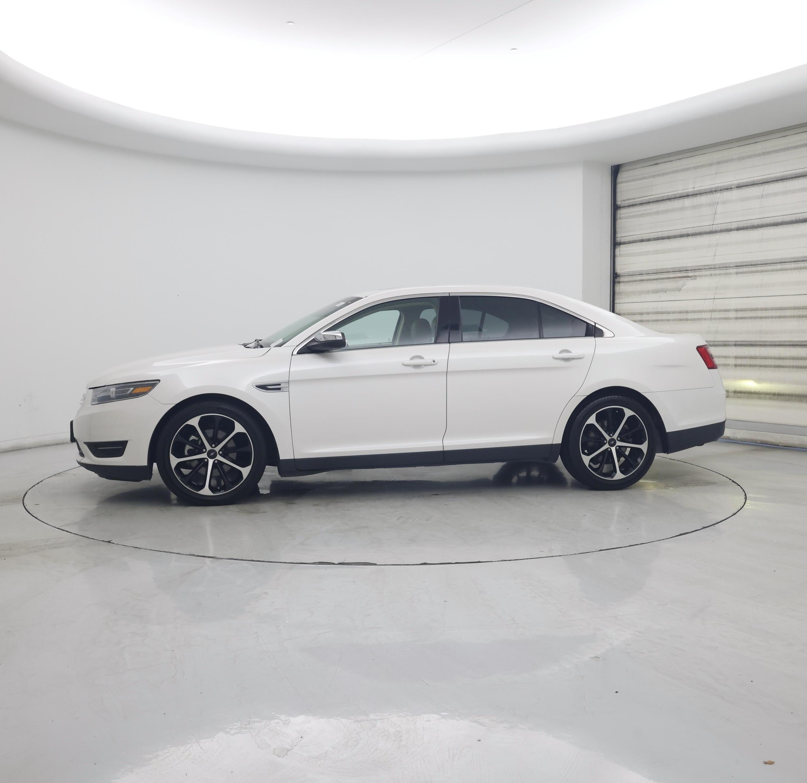 Thumbnail: 2015 Ford Taurus - 3
